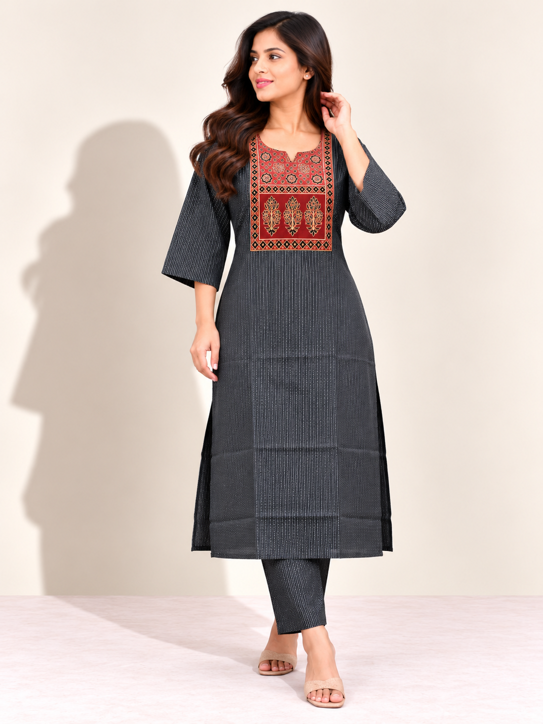 KANTHA KURTHI SET (GREY FLORAL)