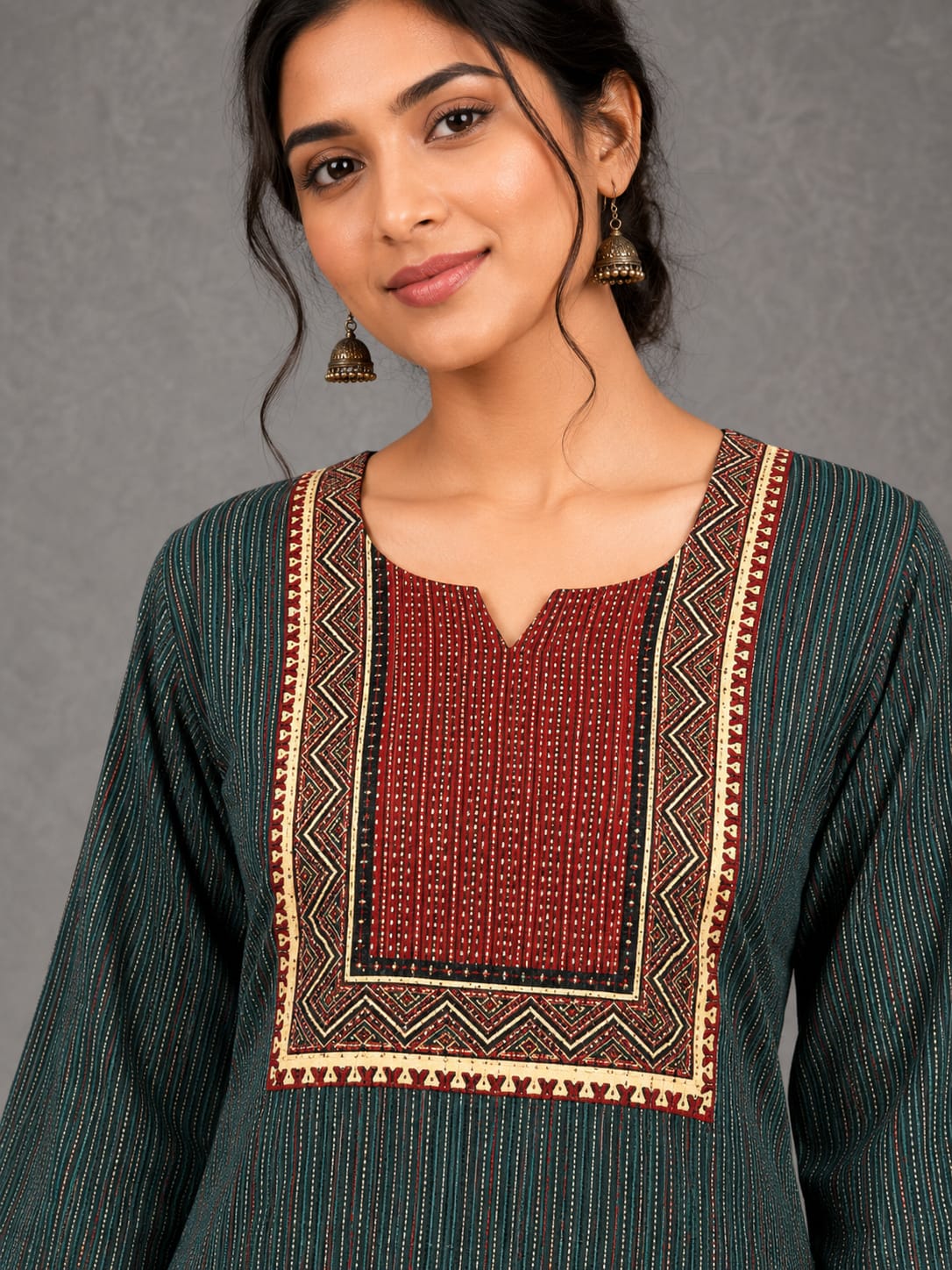 KANTHA KURTHI SET (GREEN DOTS)