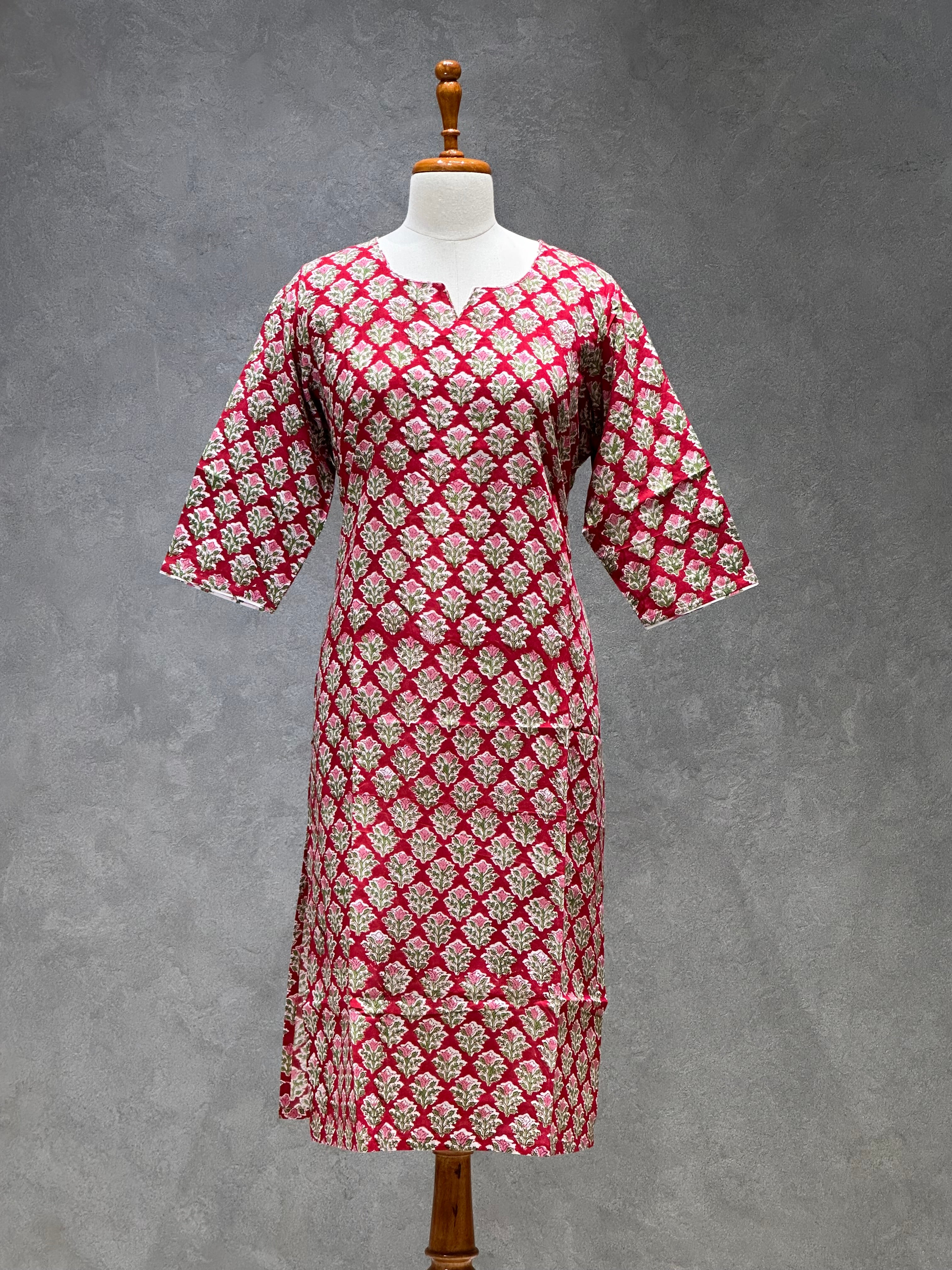 JOHARI RED KURTHI SET