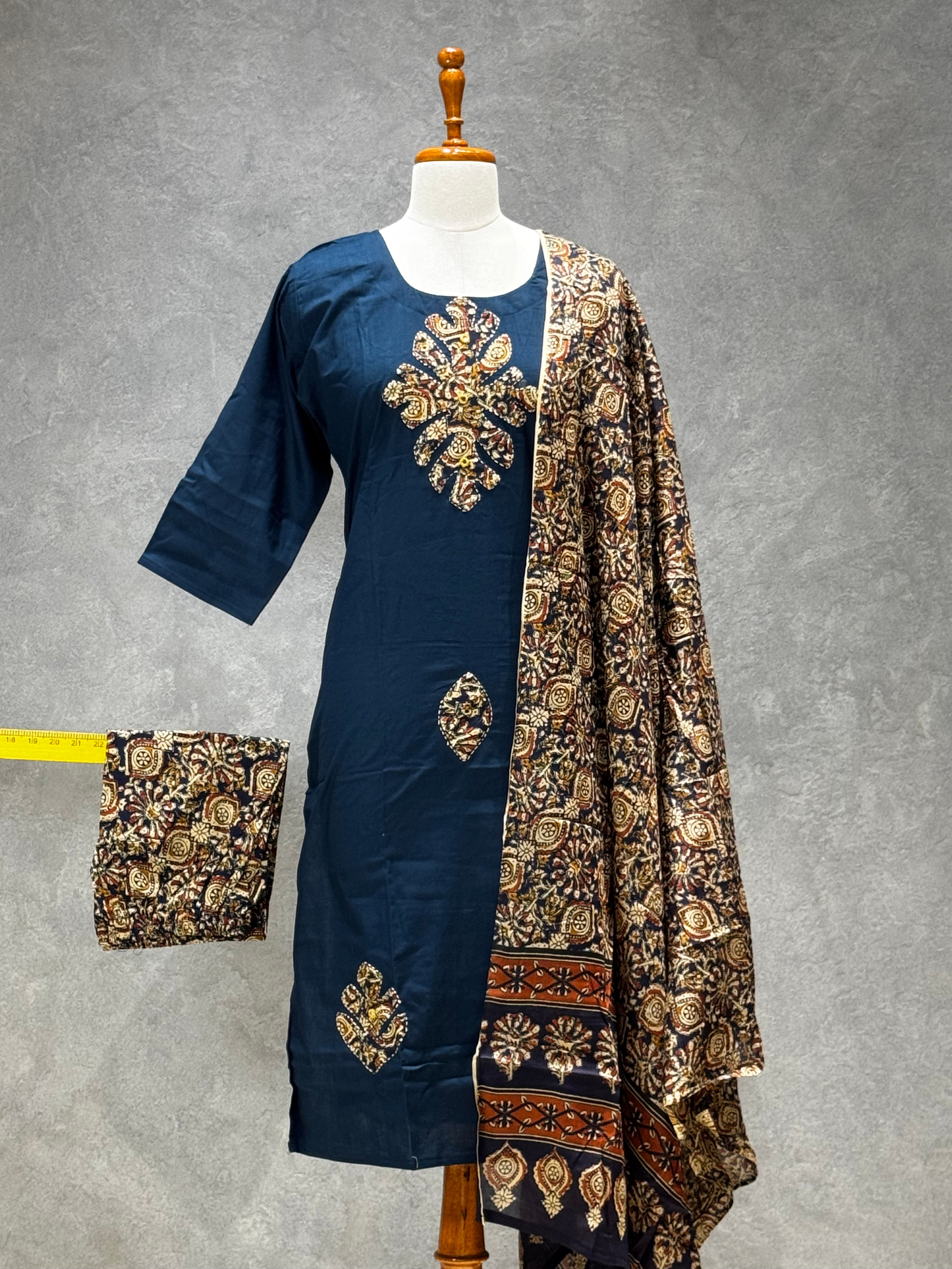 SALWAR SETS 0.4
