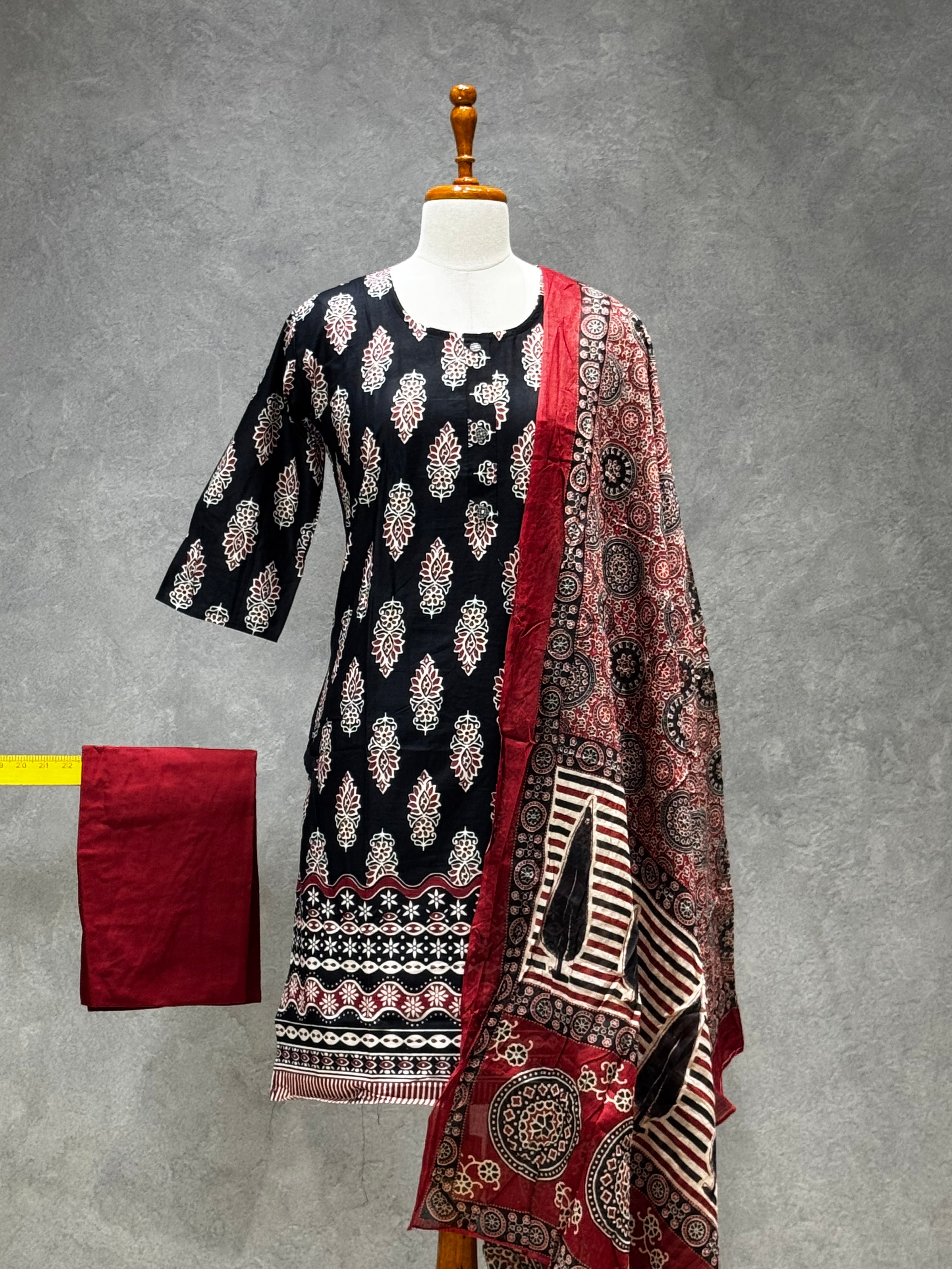 SALWAR SETS 4.8