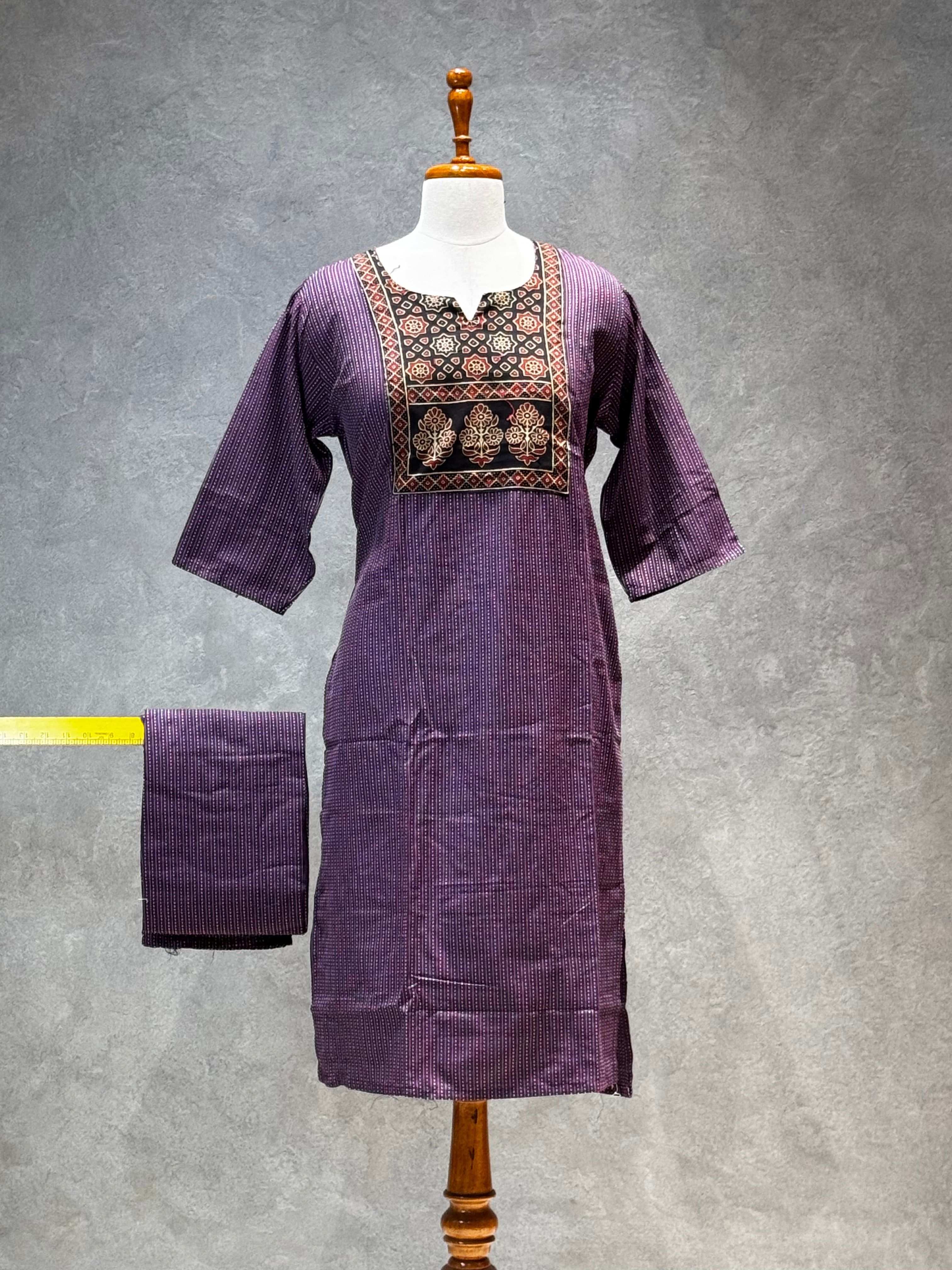 KURTHI SETS 4.4 PURPLE