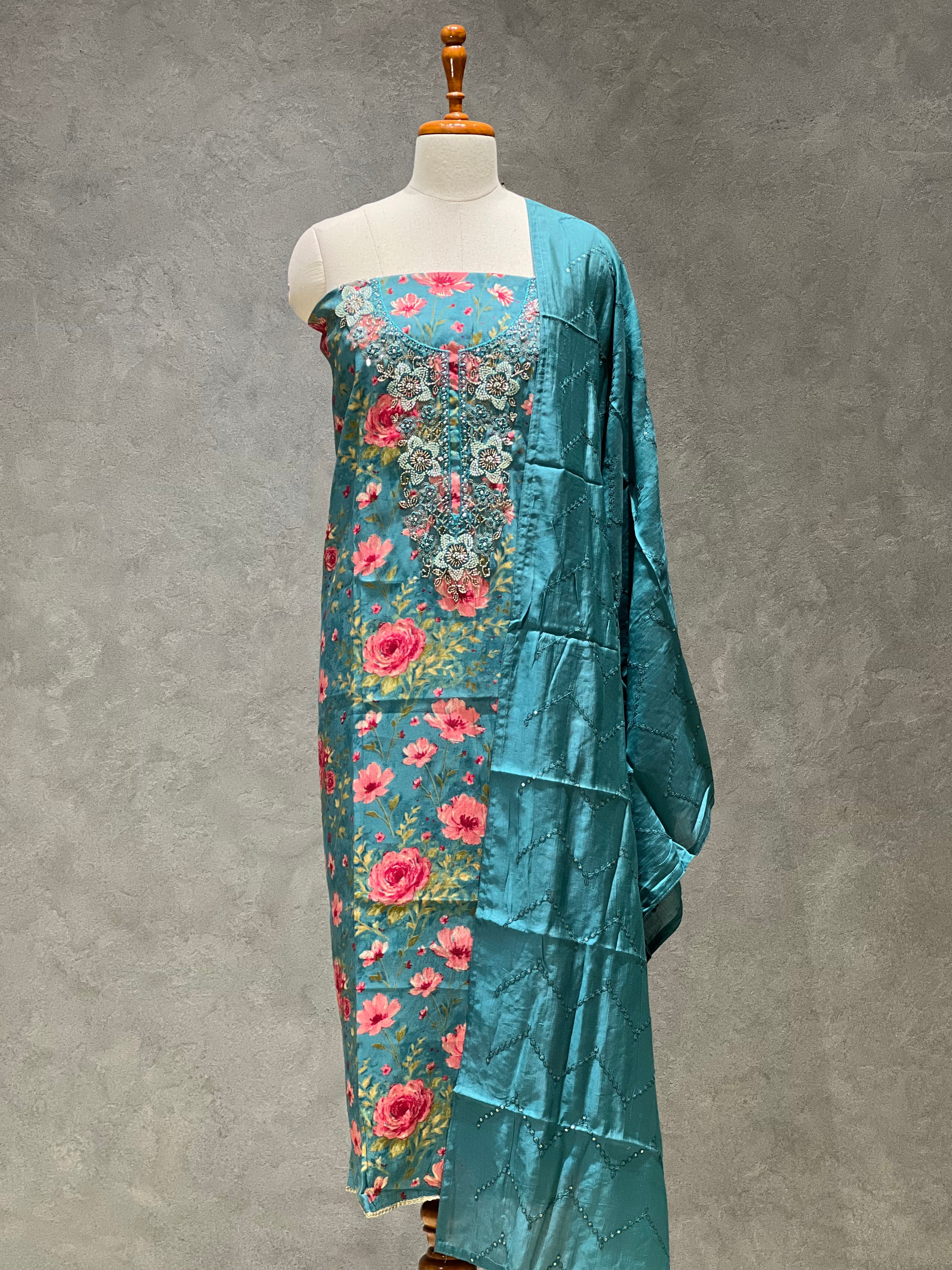 TURQUOISE BLUE FLORAL UNSTITCHED SUITS