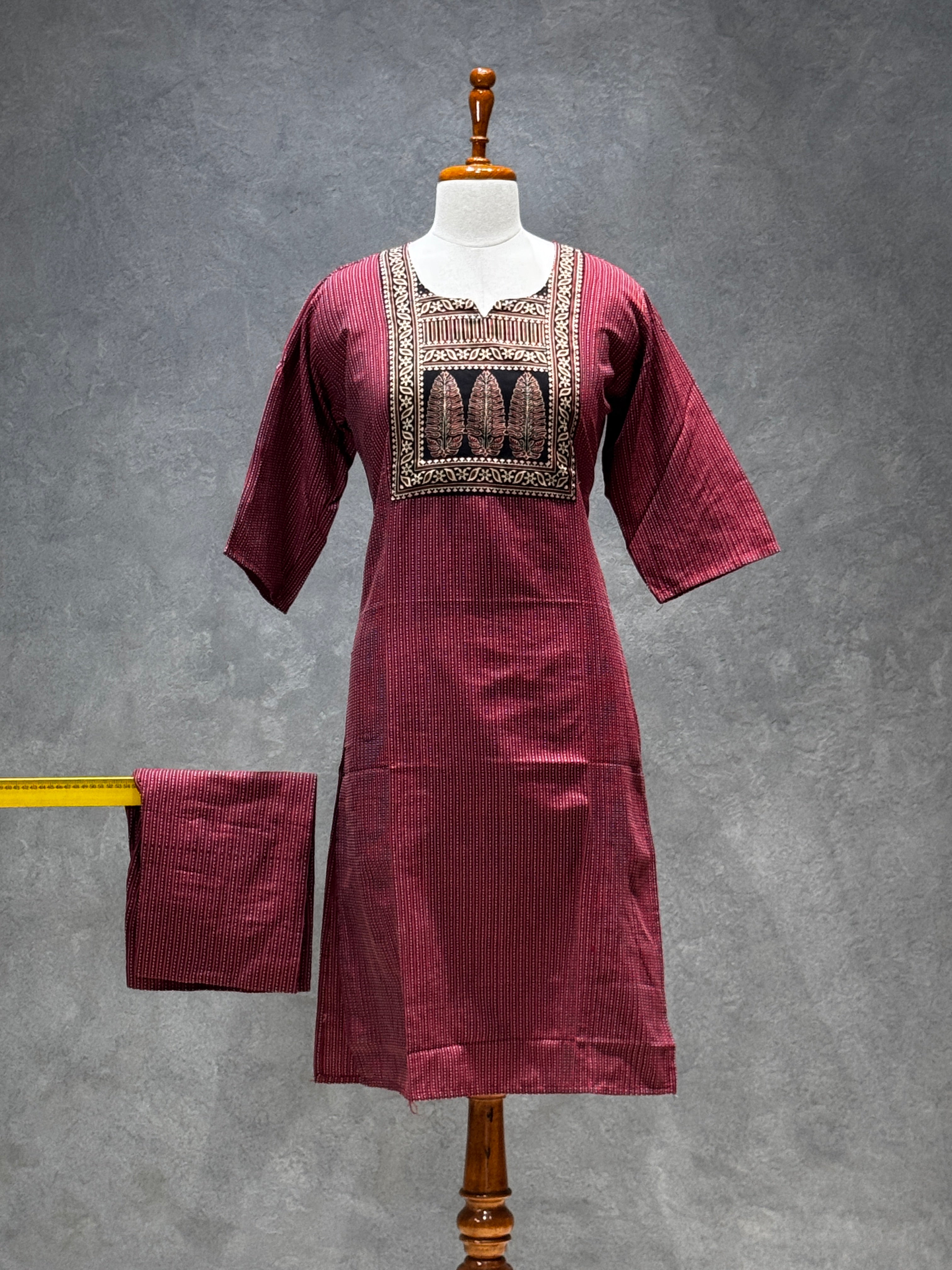 KANTHA KURTHI SET - RED