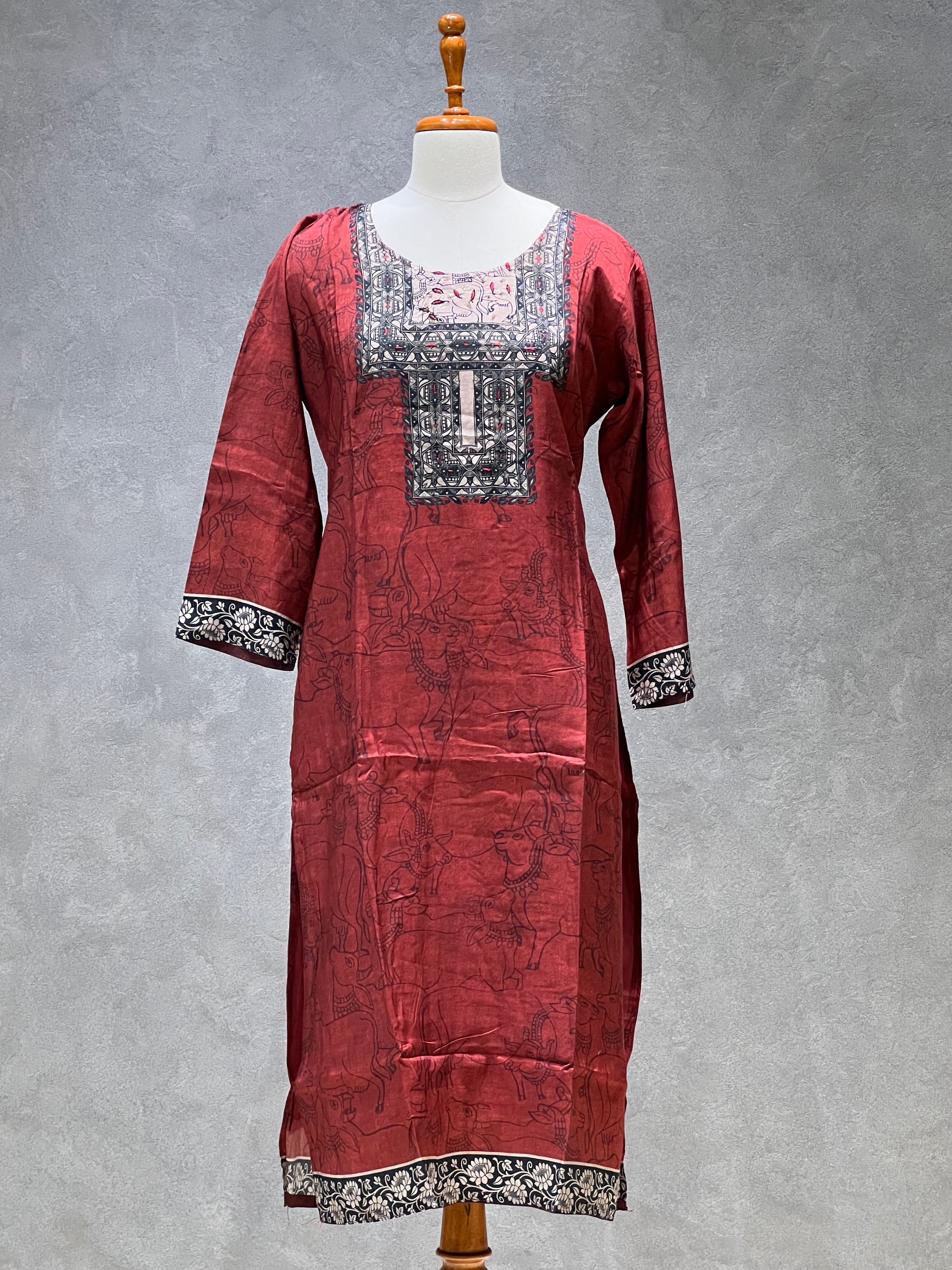 MUSLIN SUITS - PICHWAI DUPATTA