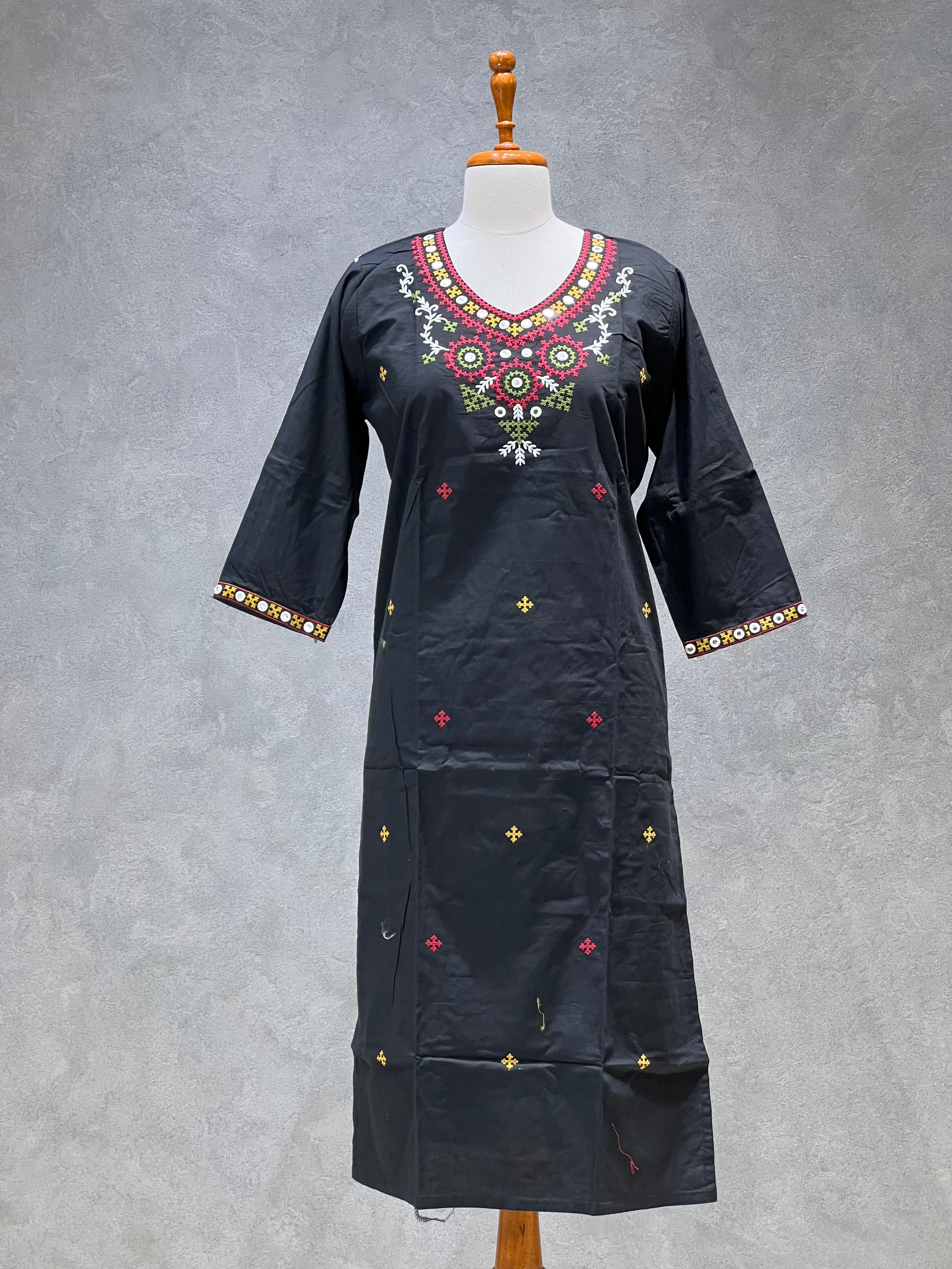 COTTON EMBROIDERY SET - 1.1