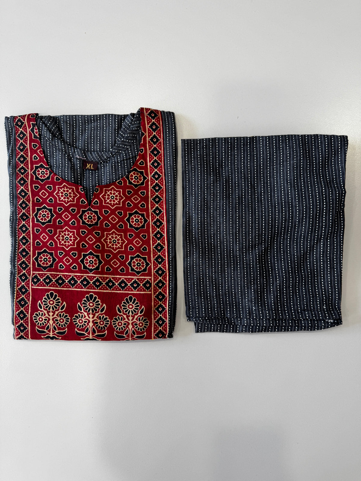 KANTHA KURTHI SET (GREY FLORAL)