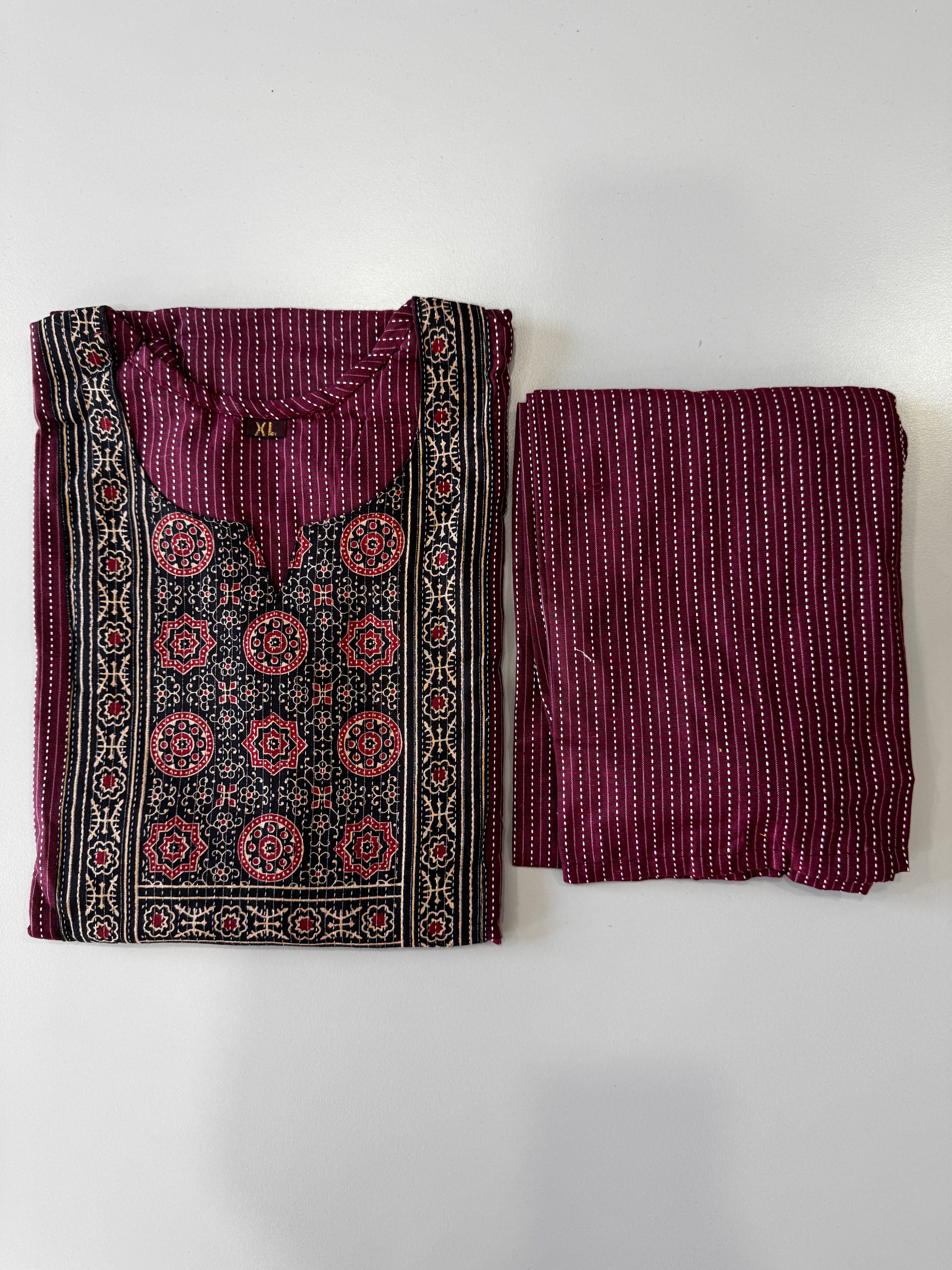 KANTHA KURTHI SET (DARK MAROON)