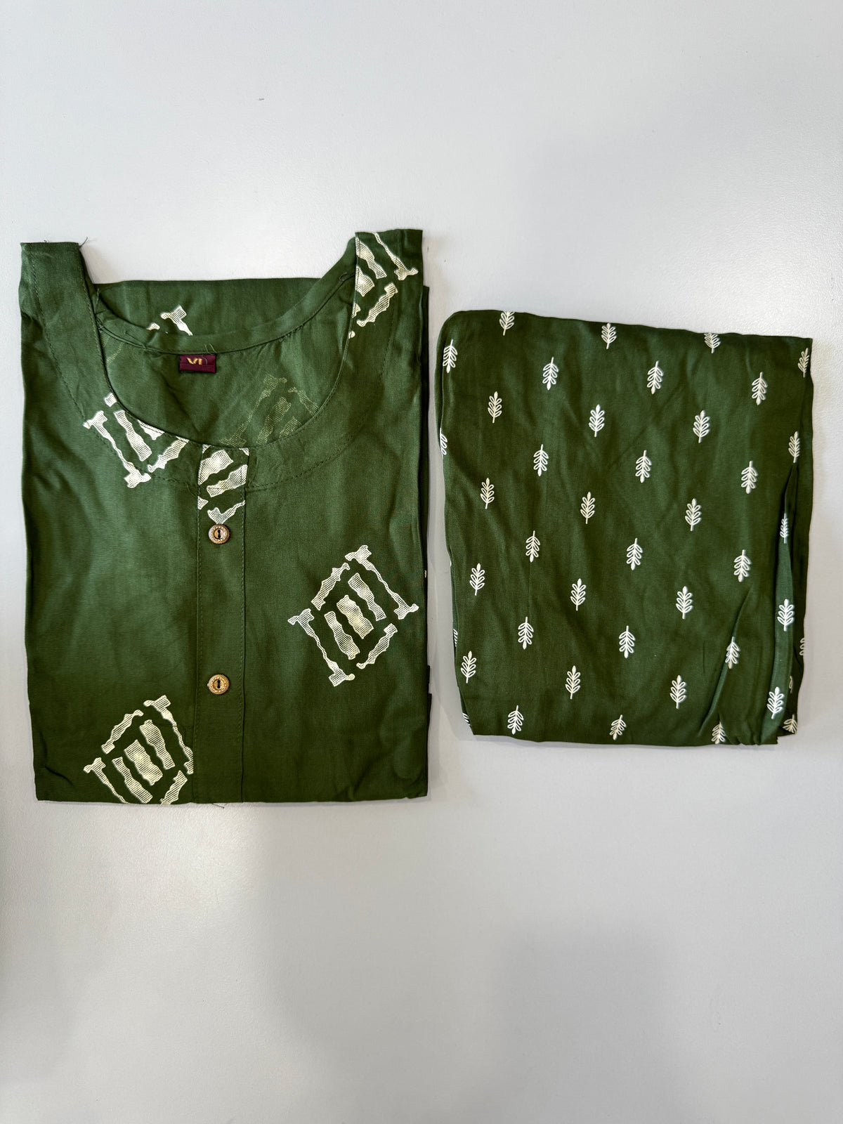 CASUAL WEAR GEOMENTRIC GREEN KURTHI SET