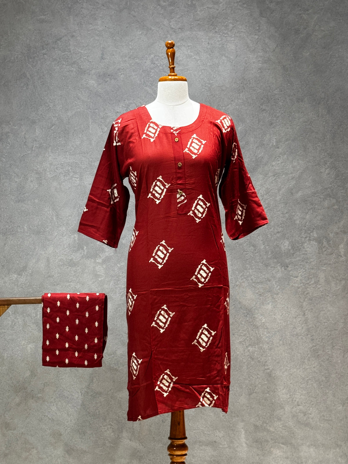 CASUAL WEAR GEOMENTRIC BRICK RED KURTHI