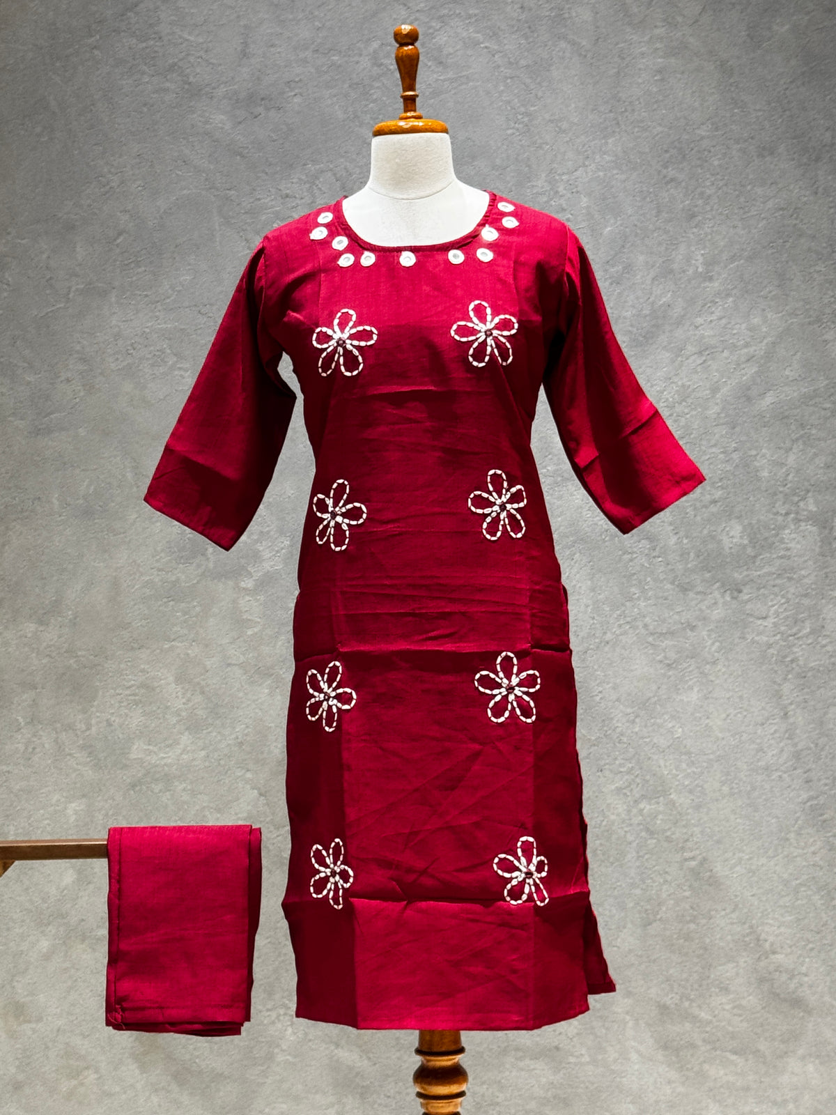 CRIMSON RED VATICAN SILK EMBROIDERED TWO-PIECE KURTI SET