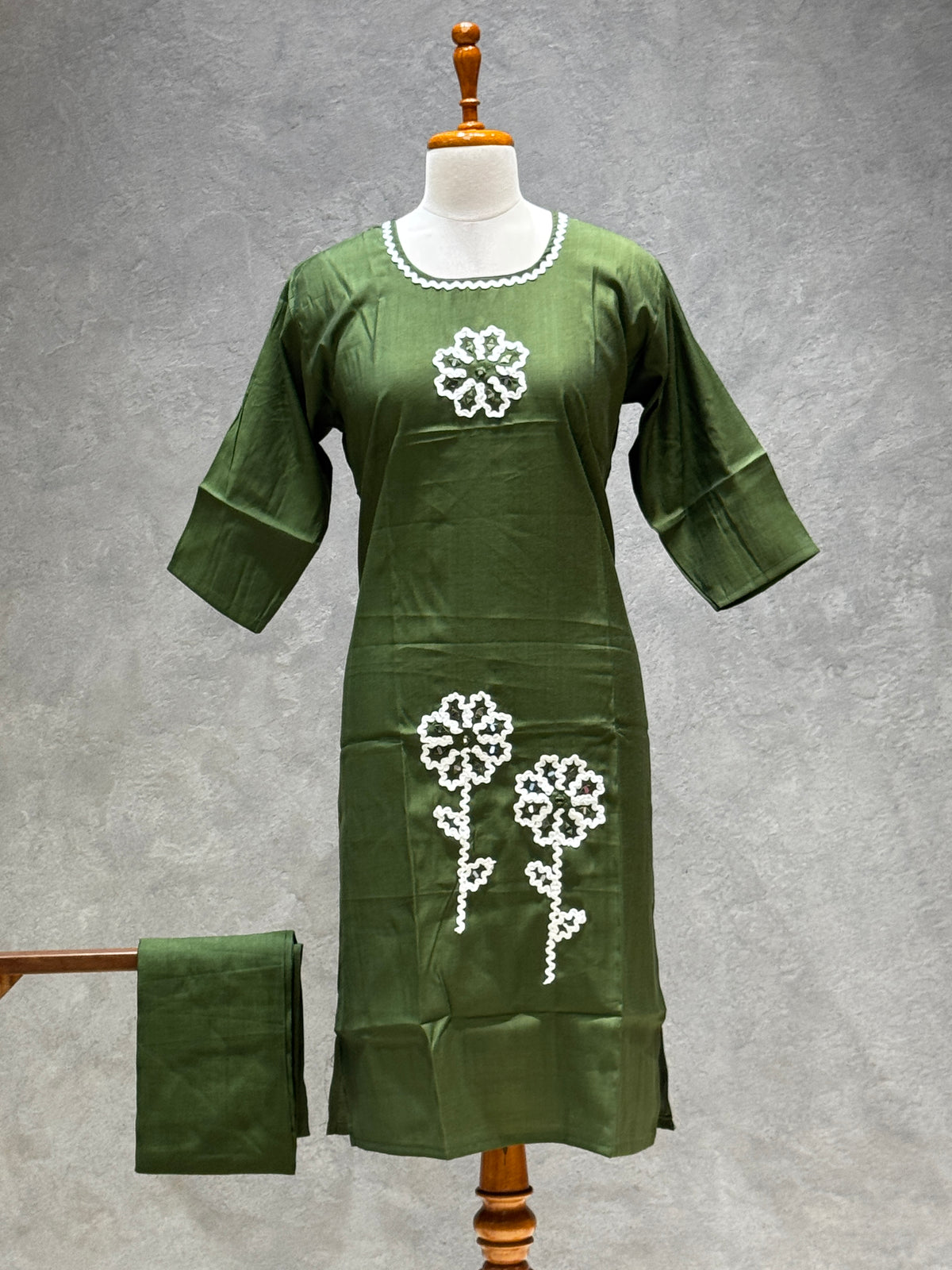 OLIVE GREEN VATICAN SILK EMBROIDERED TWO-PIECE KURTI SET