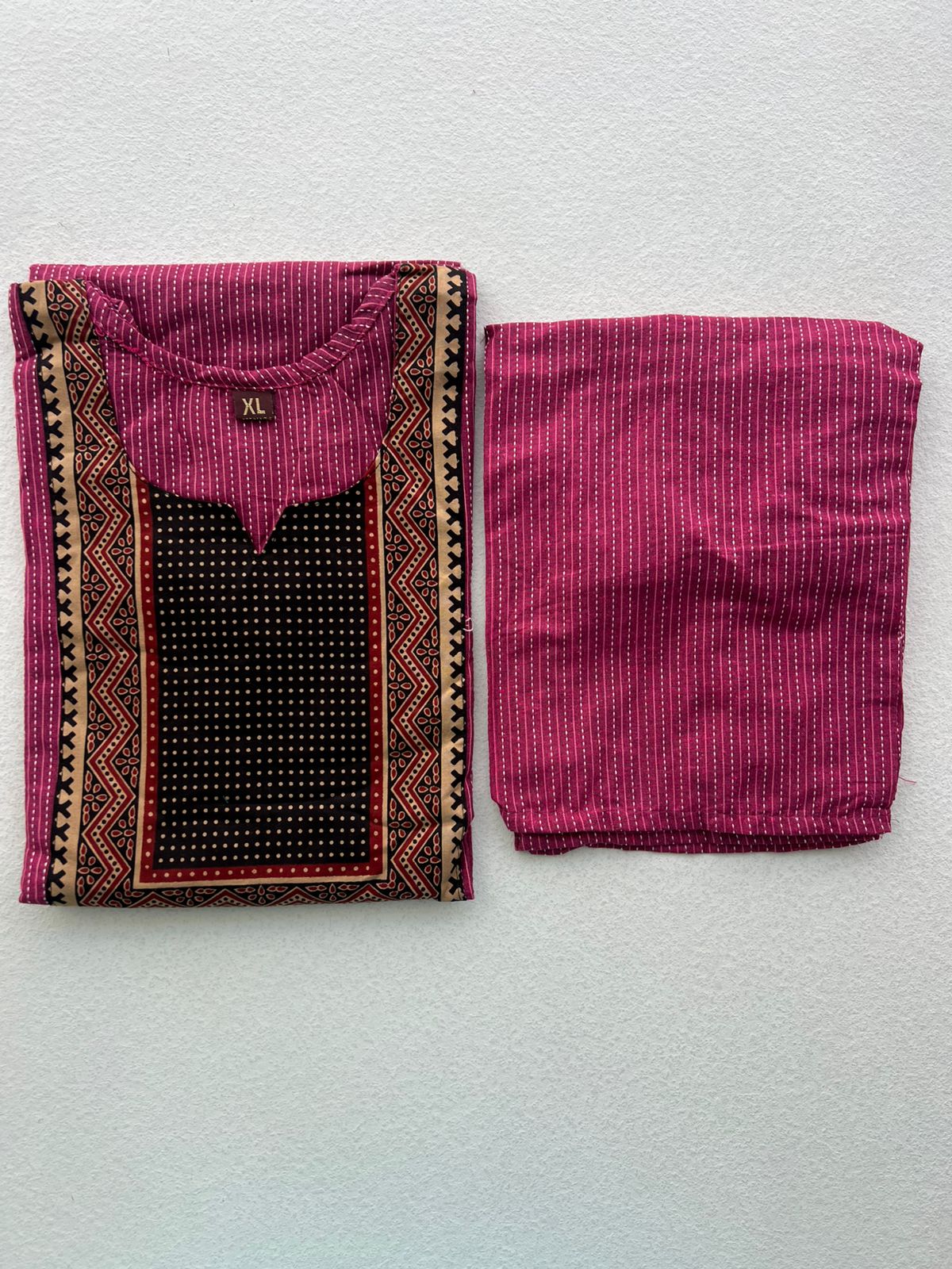 KANTHA KURTHI SET (PINK DOTS)