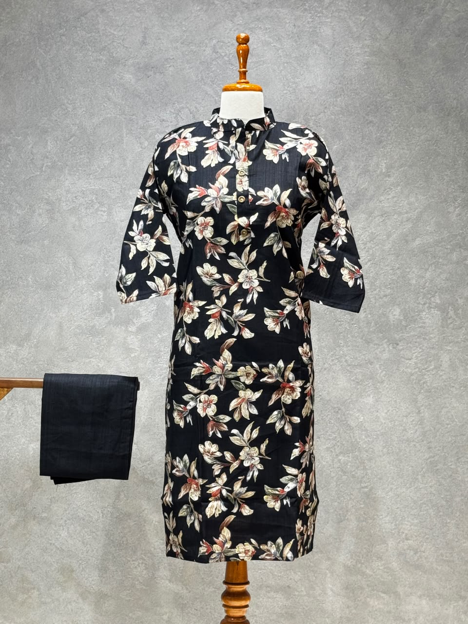 BLACK FLORAL PRINTED VATICAN SILK KURTI SET