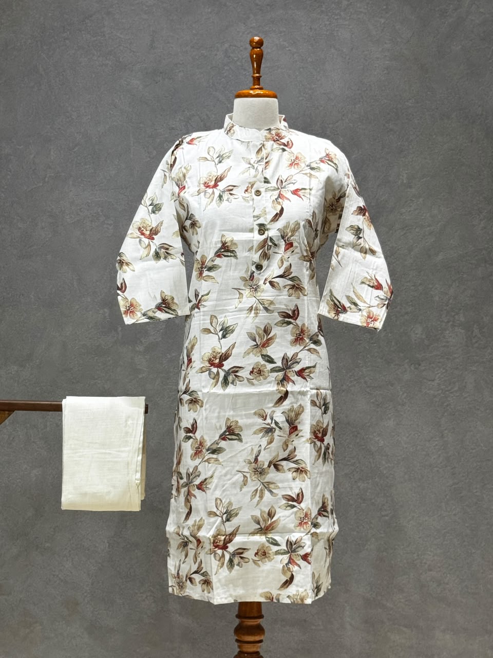 IVORY FLORAL PRINTED VATICAN SILK KURTI SET