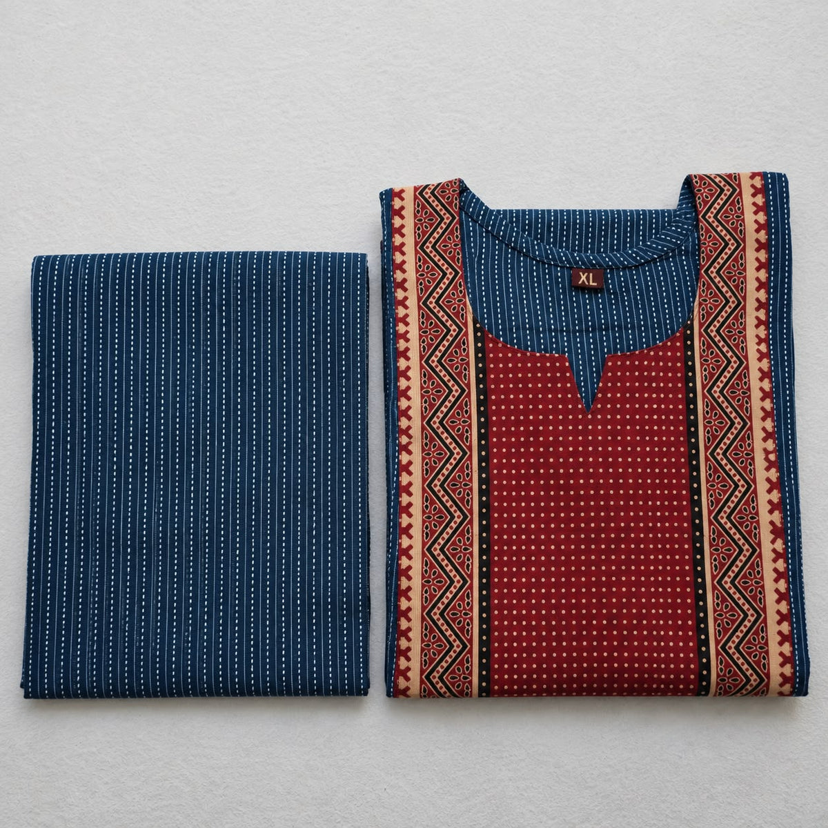 KANTHA KURTHI SET (BLUE DOT)