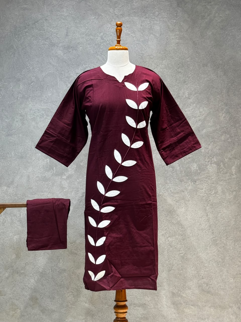 KURTHA SET (MAROON)