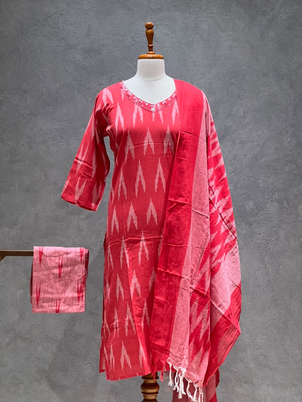 RED IKAT HANDLOOM COTTON SUIT SET
