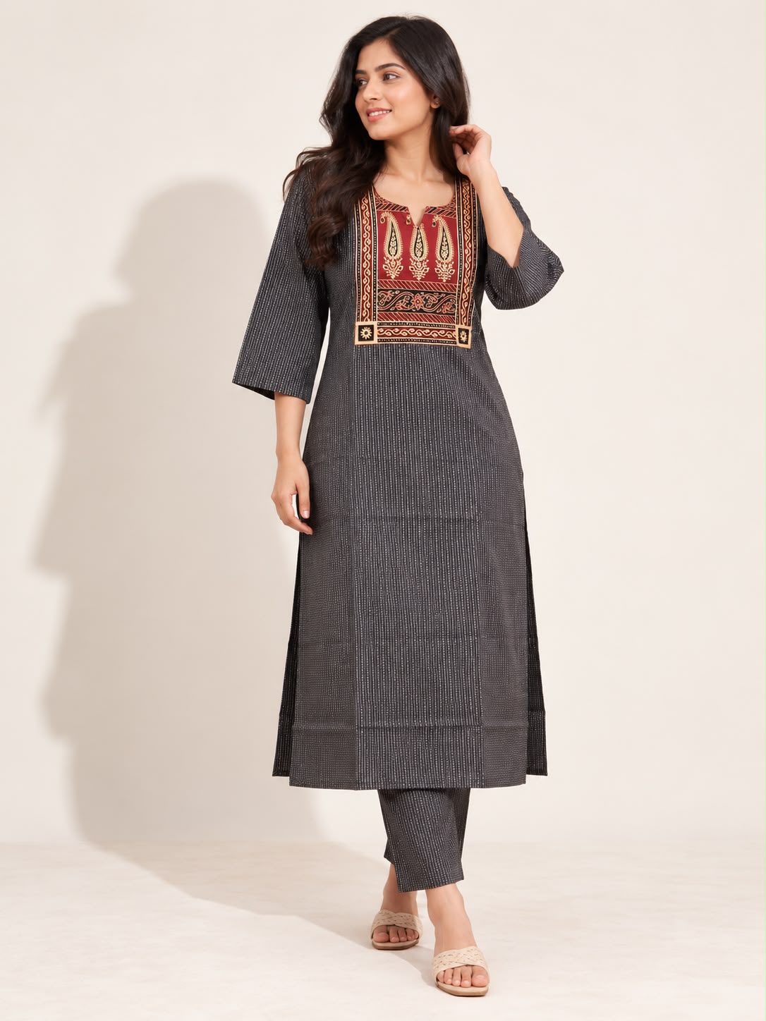 KANTHA KURTHI SET (BROWN REED)