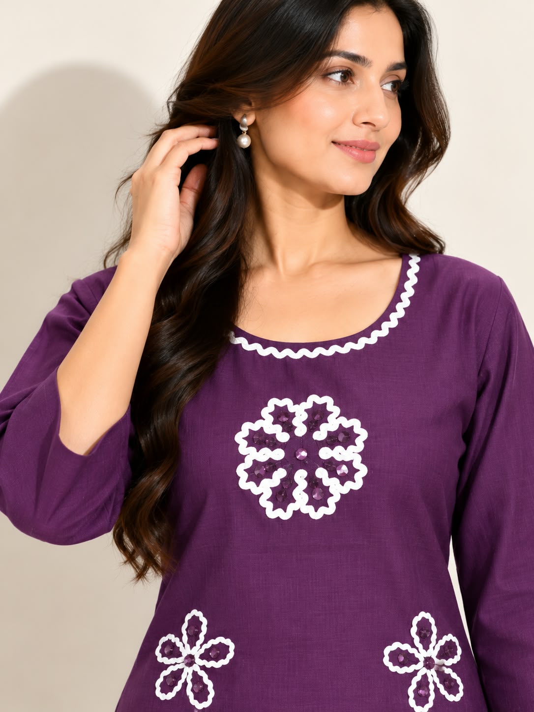 LAVENDER VATICAN SILK EMBROIDERED TWO-PIECE KURTI SET