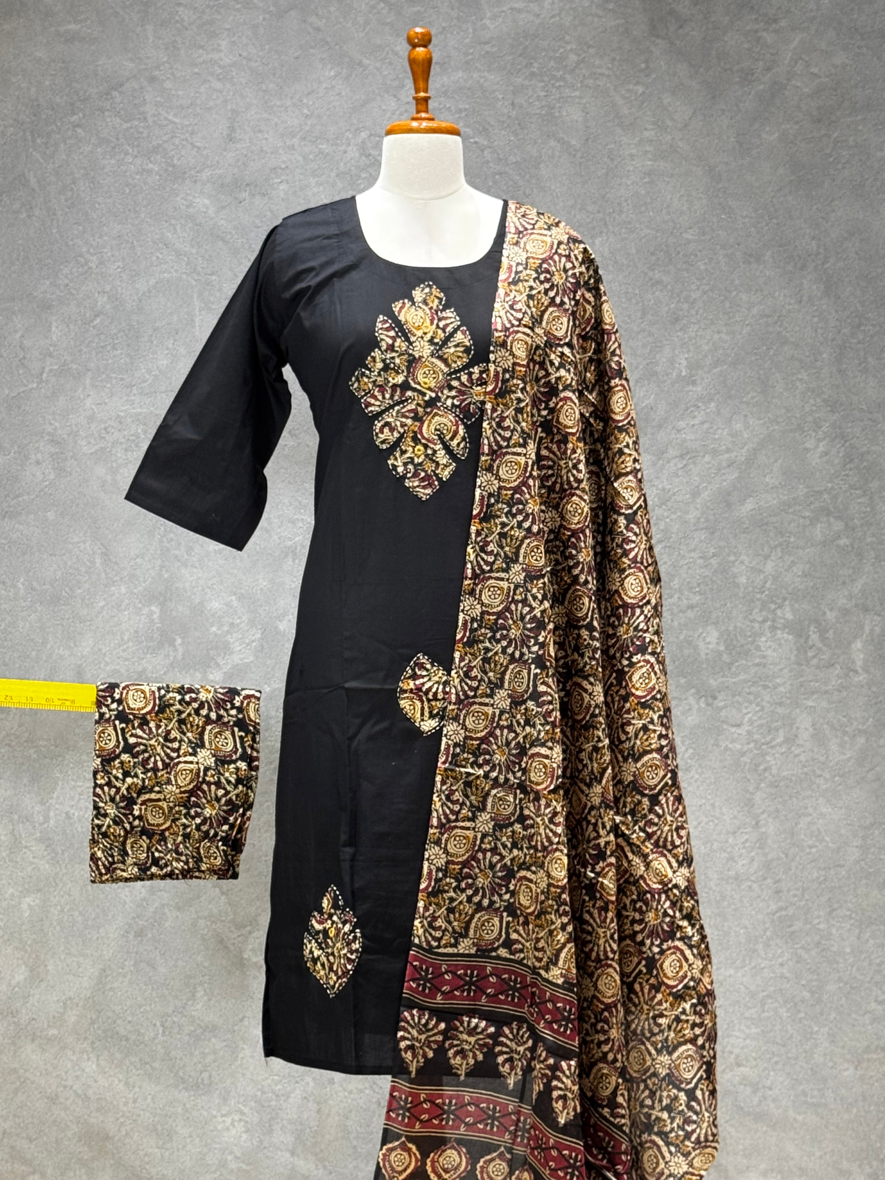 SALWAR SETS 0.5