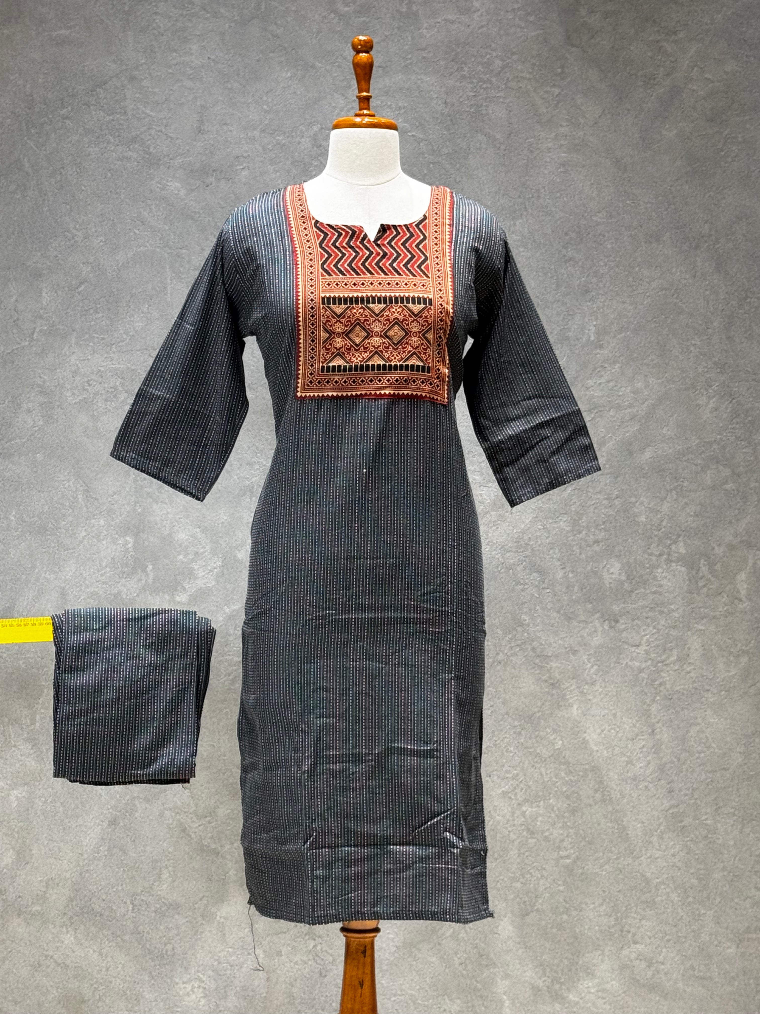 KURTHI SETS - 4.3 BLACK