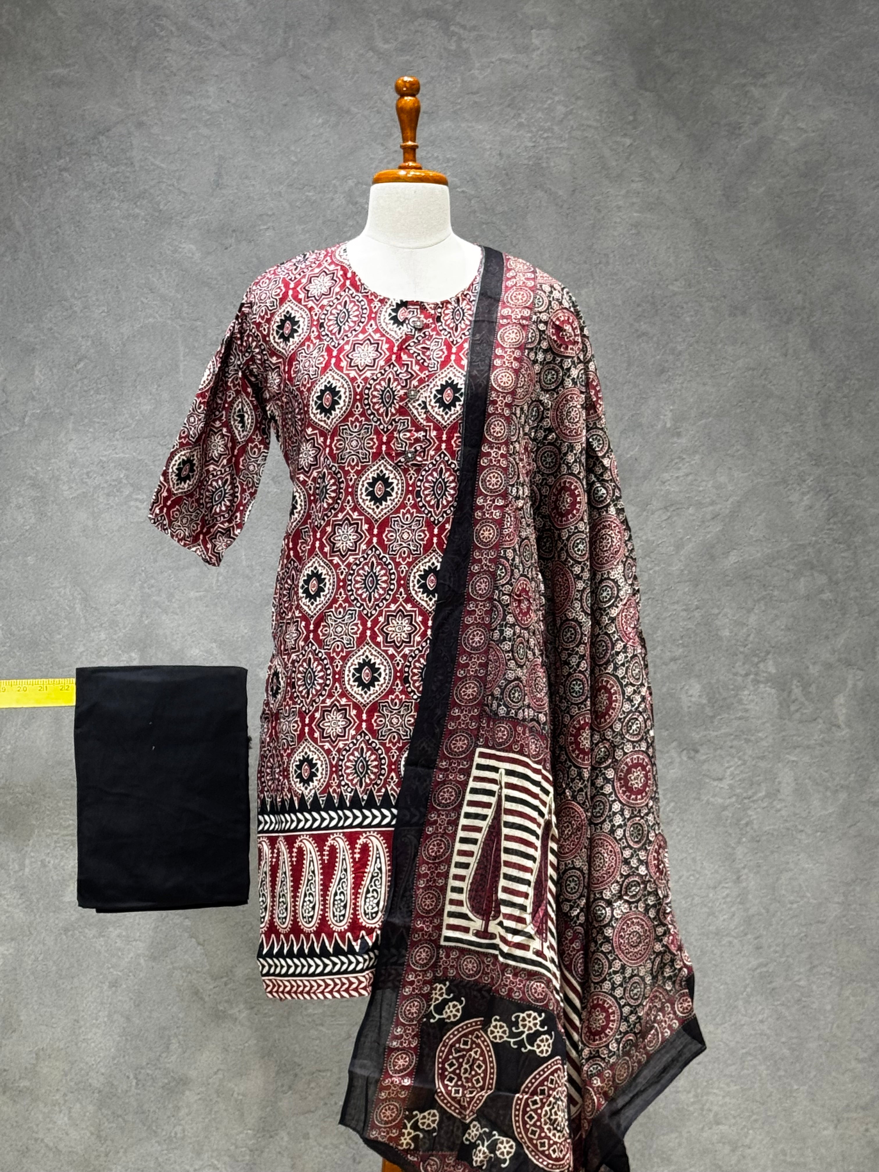 SALWAR SETS 4.5