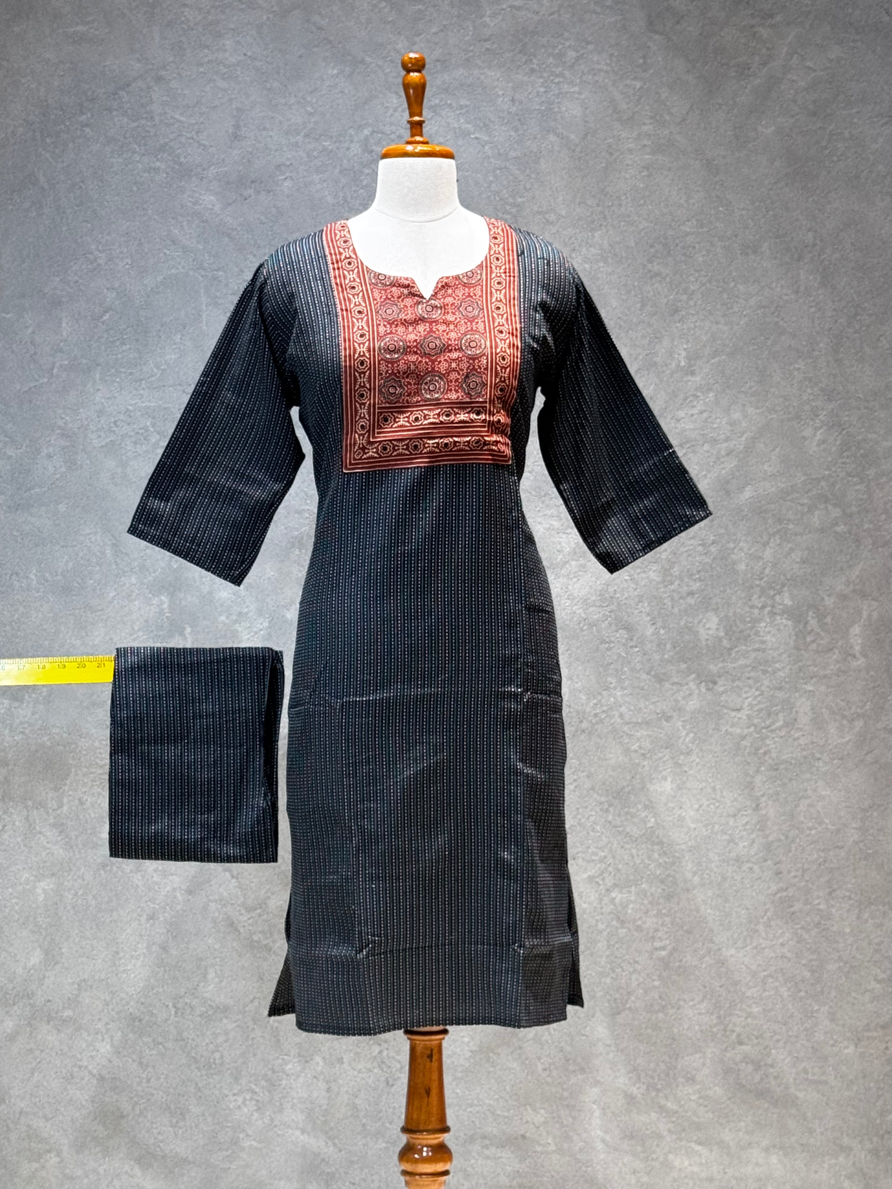 KURTHI SETS - 4.6 BLACK