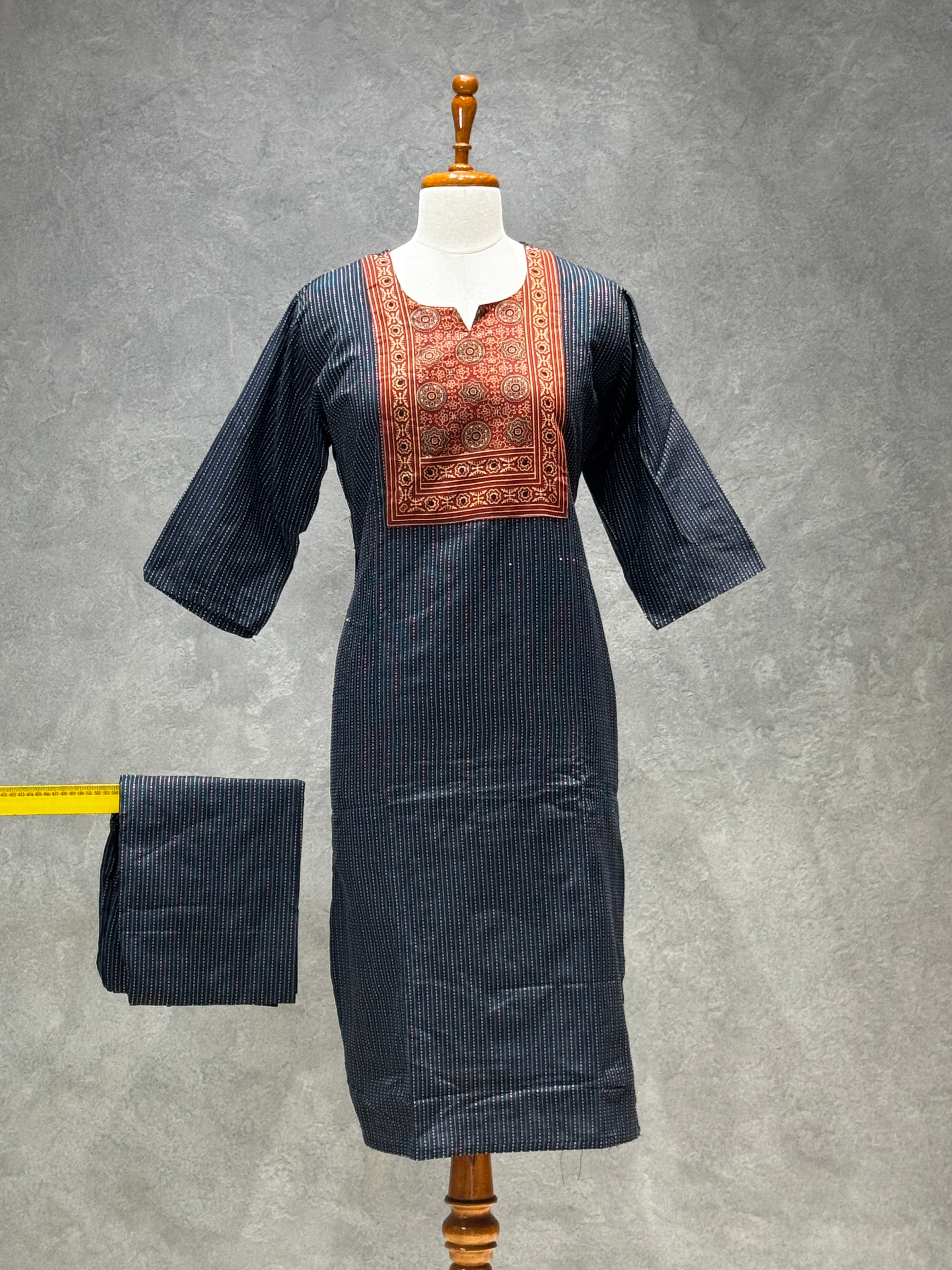 KANTHA KURTHI SET - BLUE