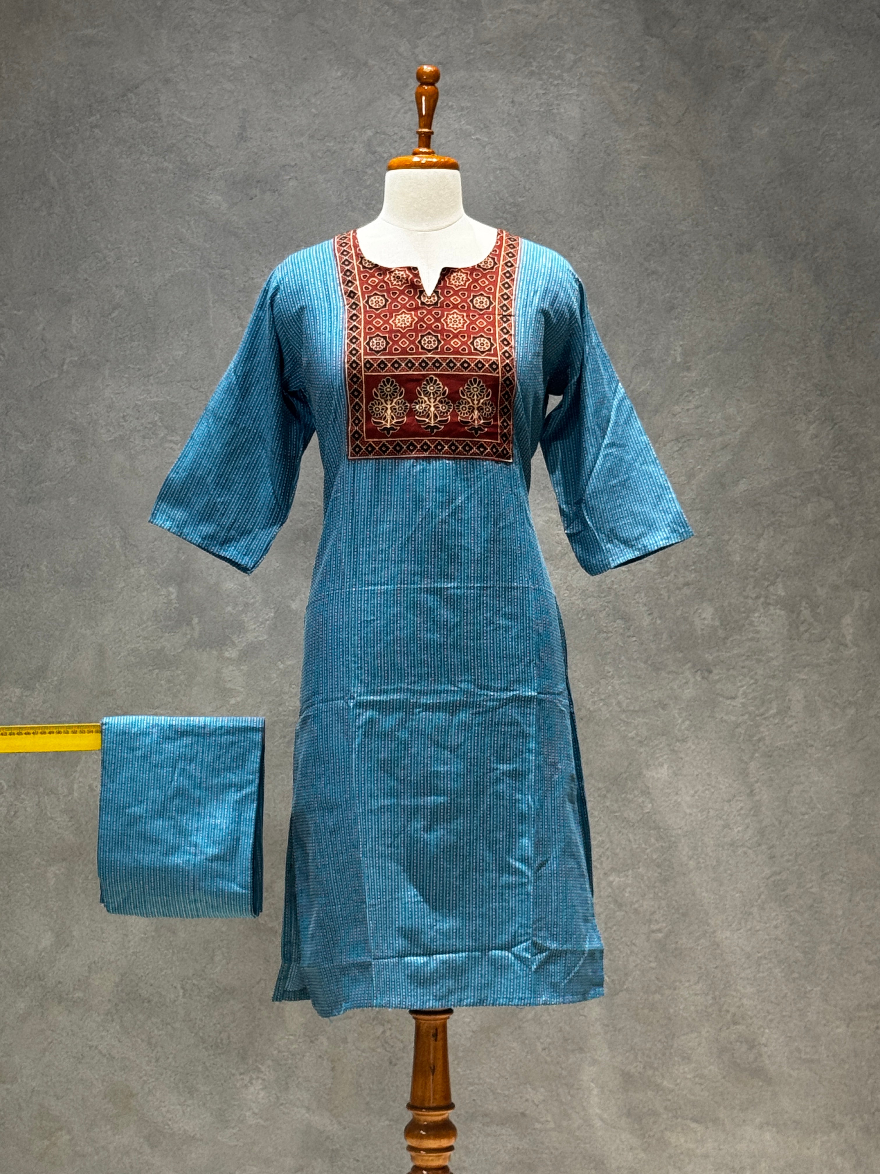 KANTHA KURTHI SET - BLUE