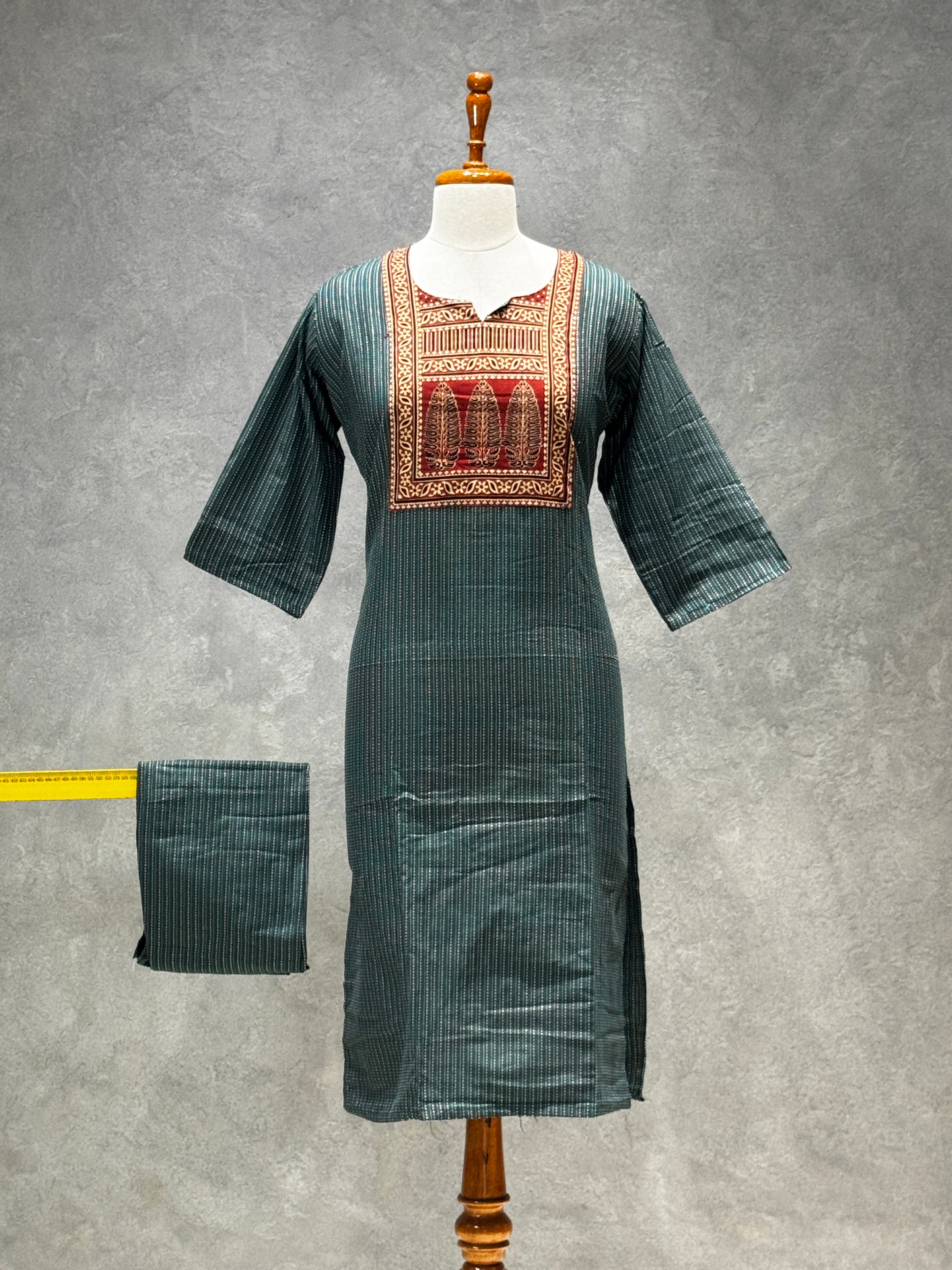 KANTHA KURTHI SET - GREEN