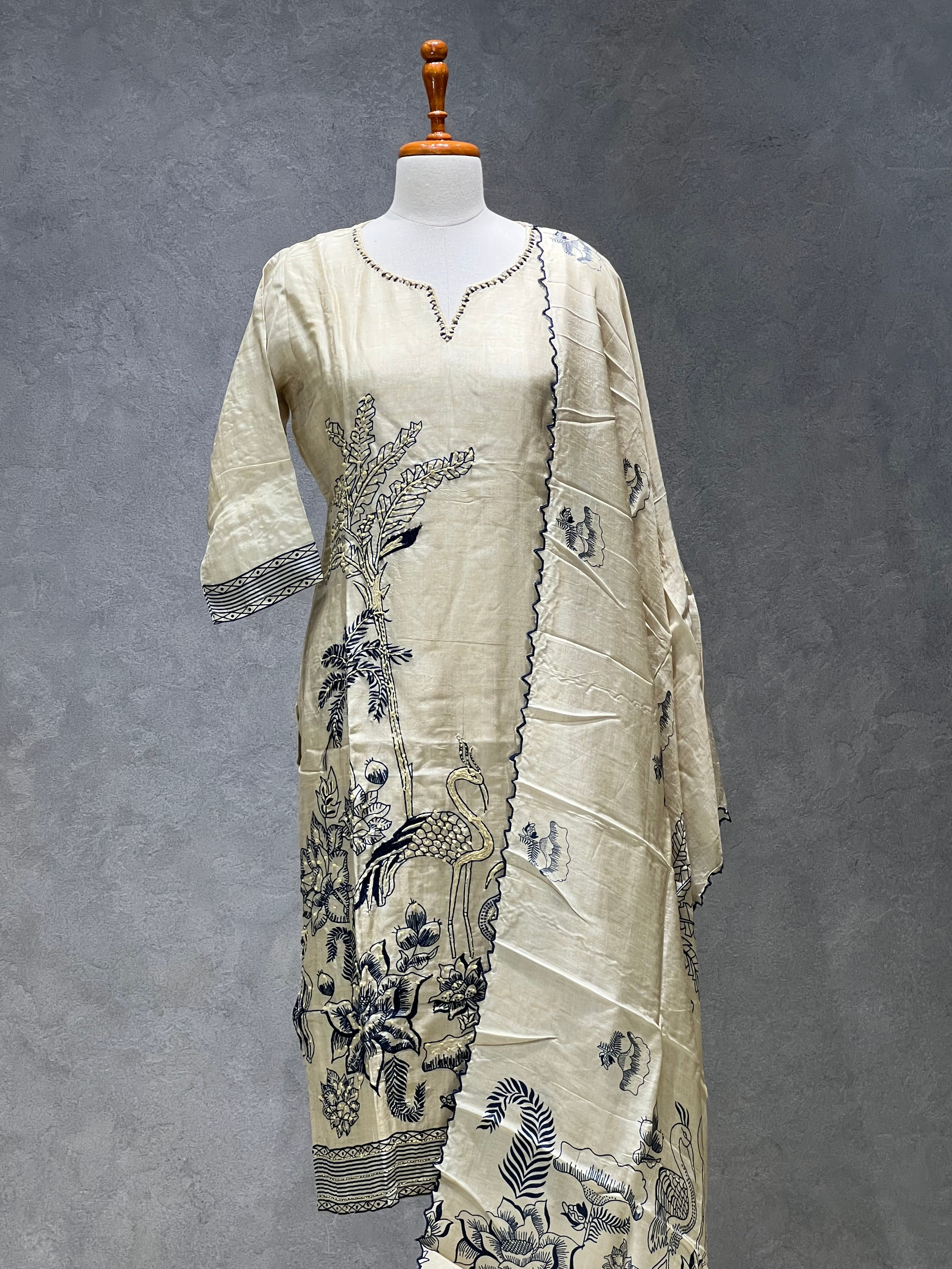 TUSSAR SALWAR - SWAN