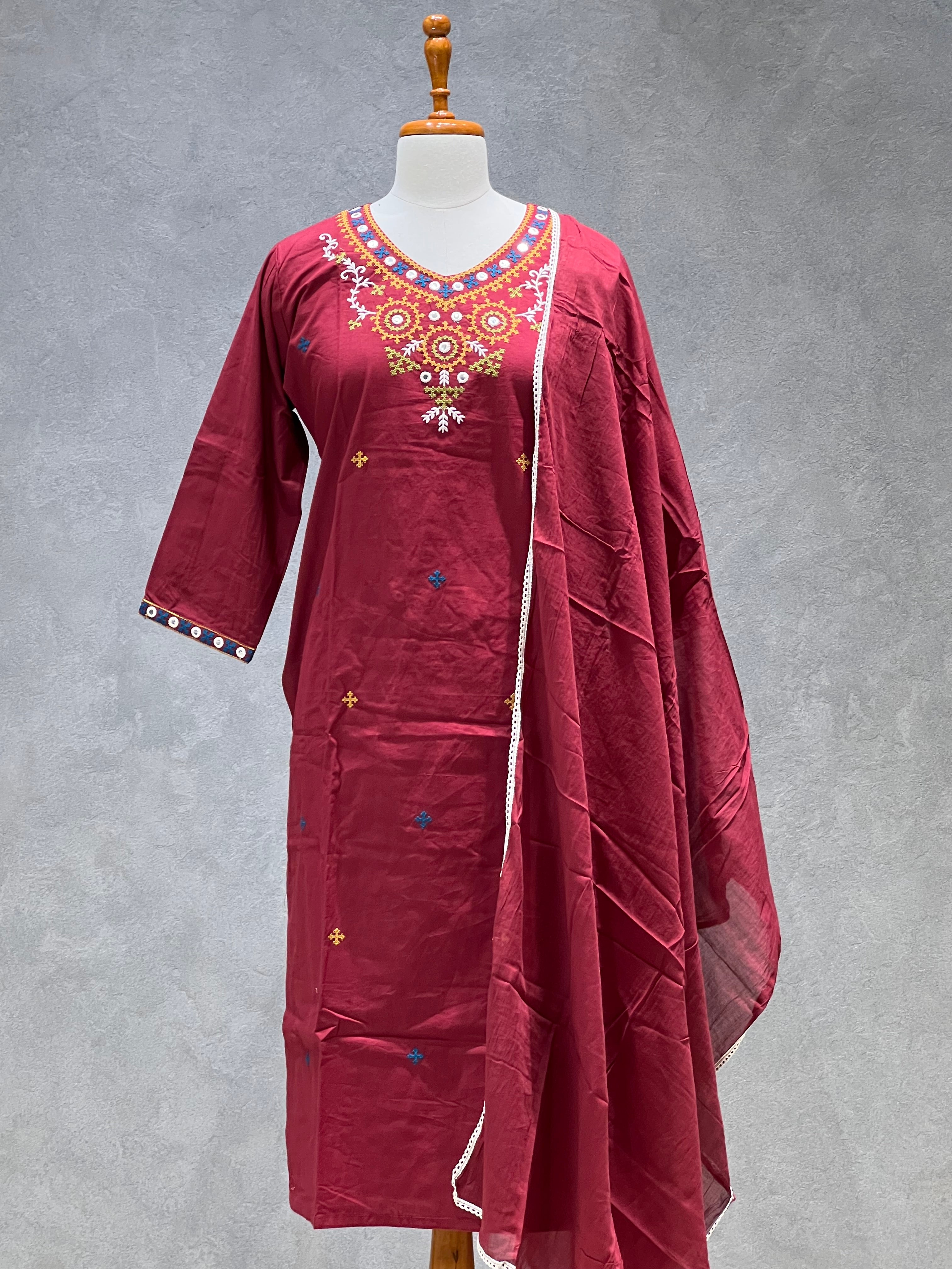 COTTON EMBROIDERY SET - 1.0