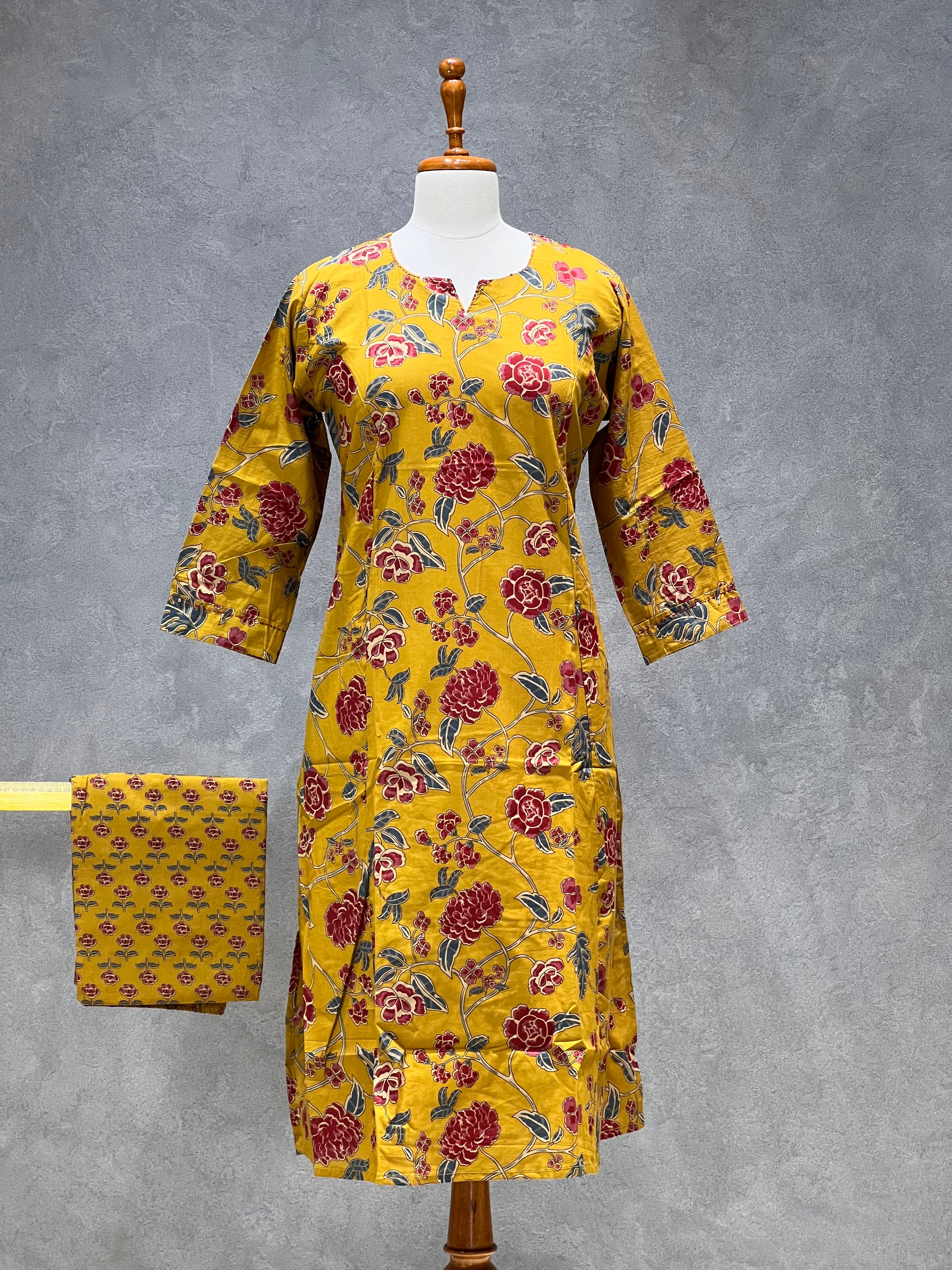 VASTRA KURTI SETS 1.3