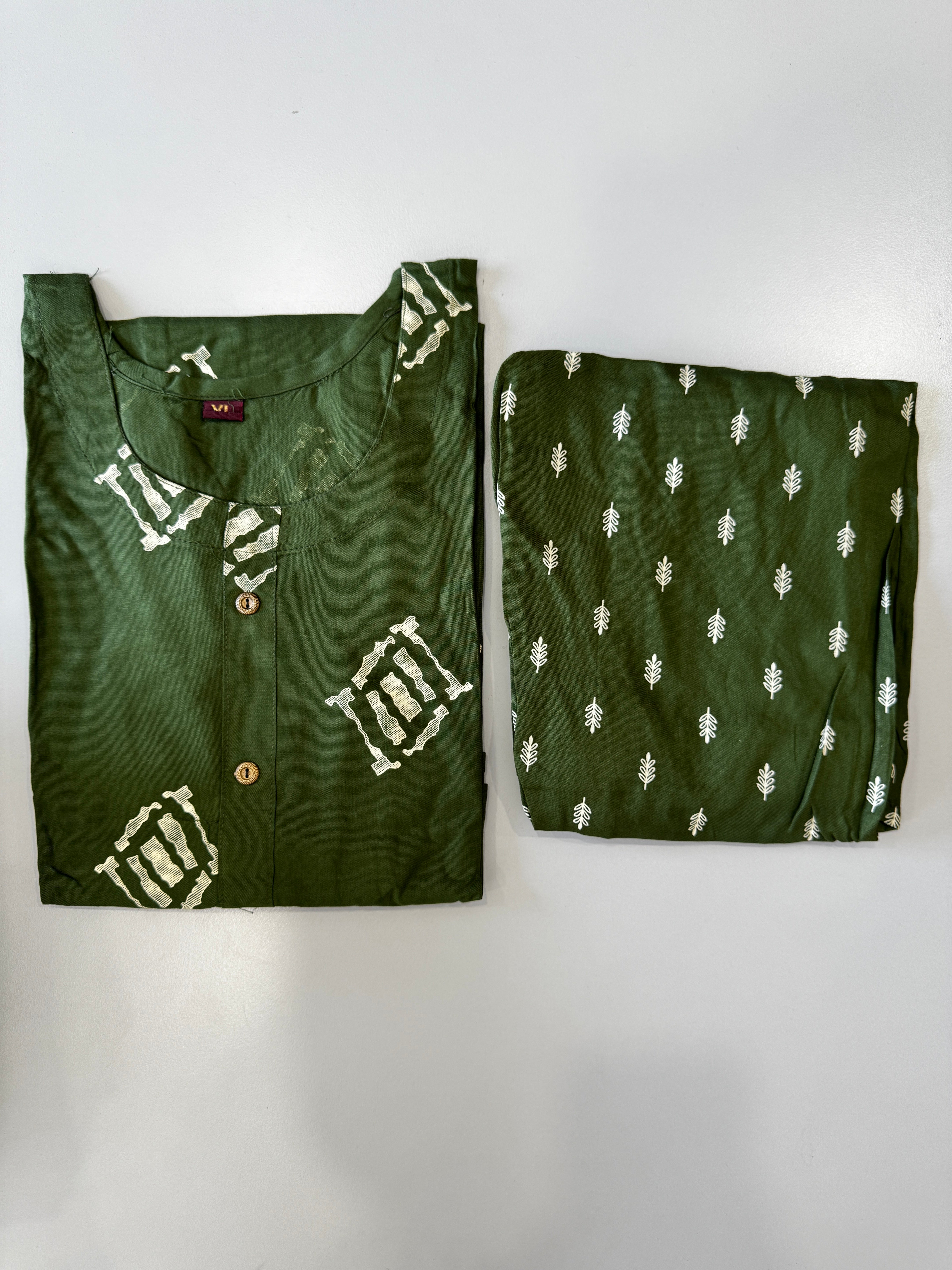 CASUAL WEAR GEOMENTRIC GREEN KURTHI SET