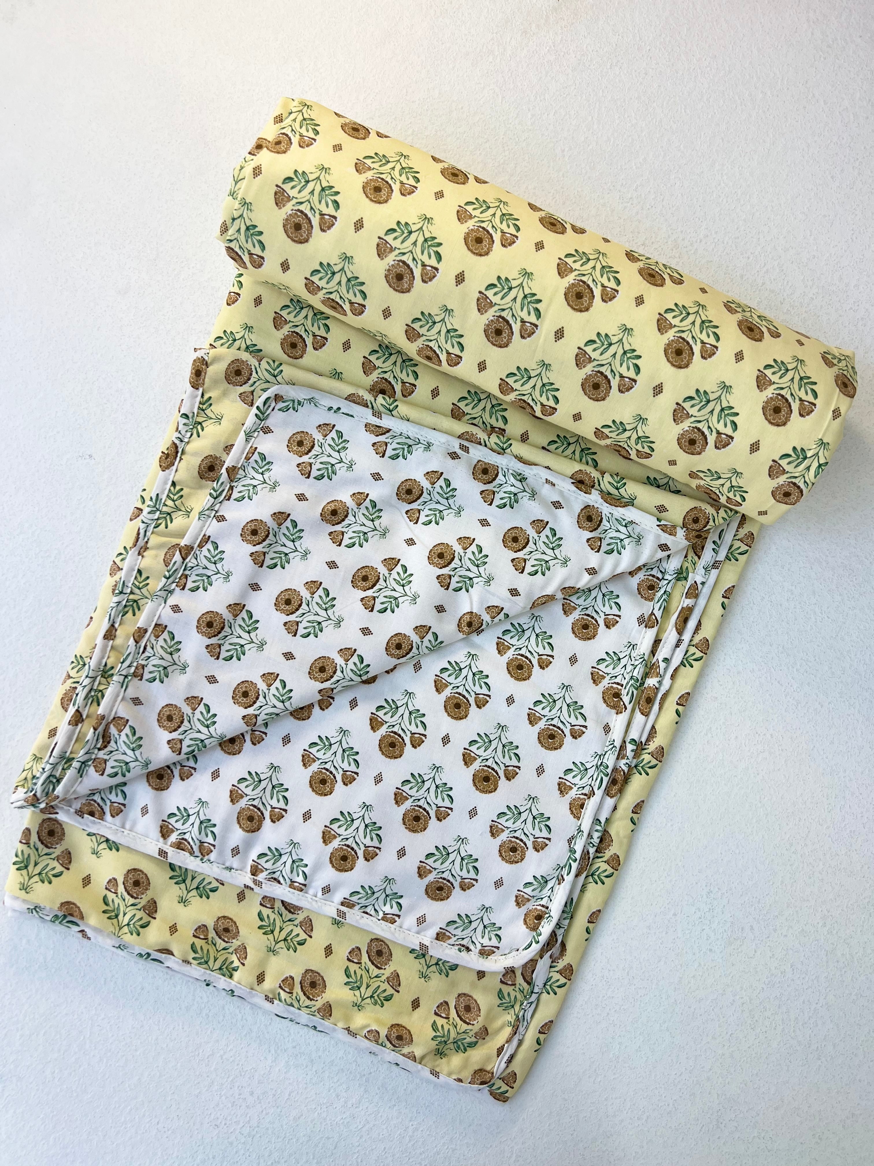 REVERSIBLE TRADITIONAL DOHAR