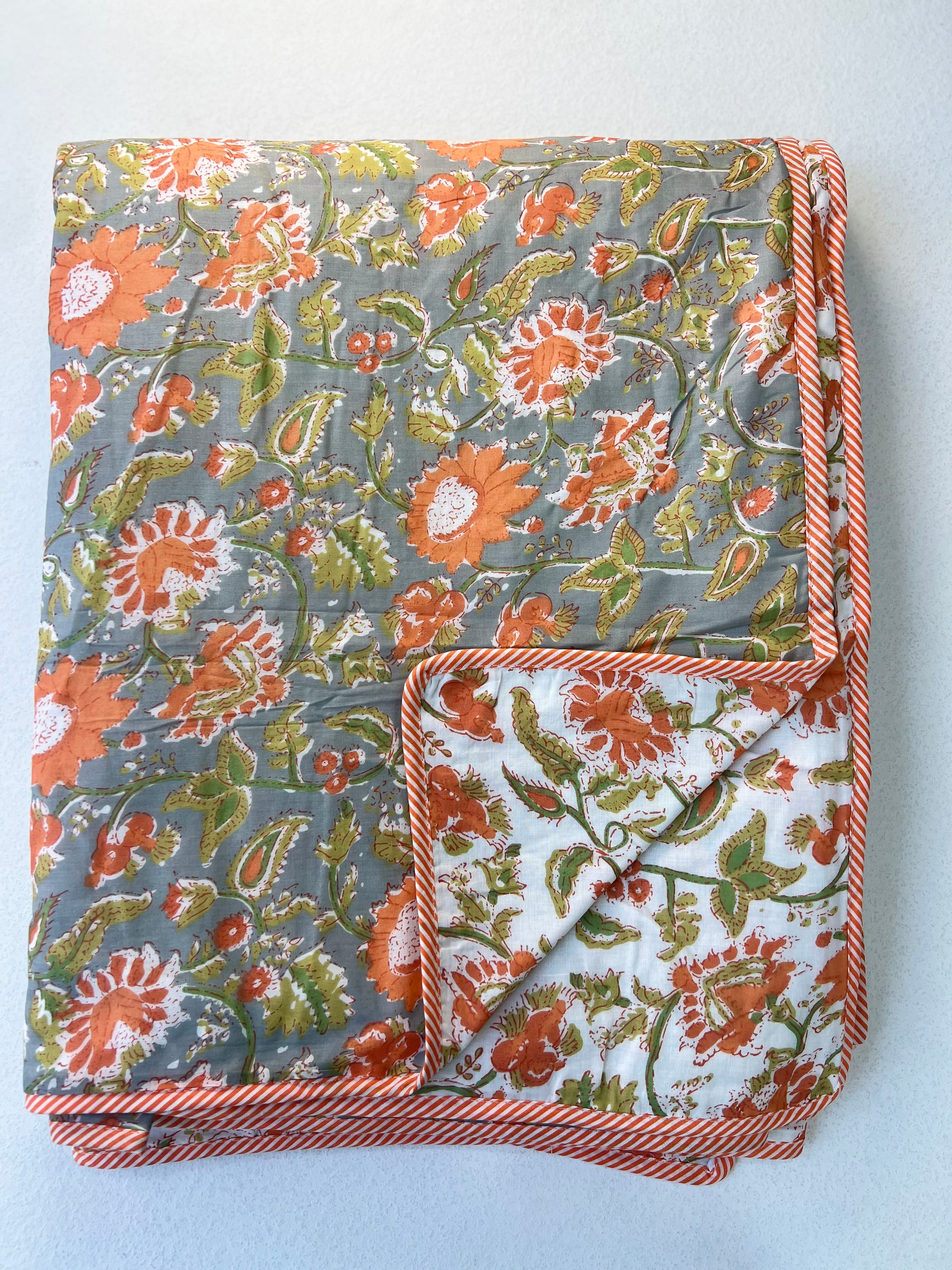 REVERSIBLE FLORAL DOHAR