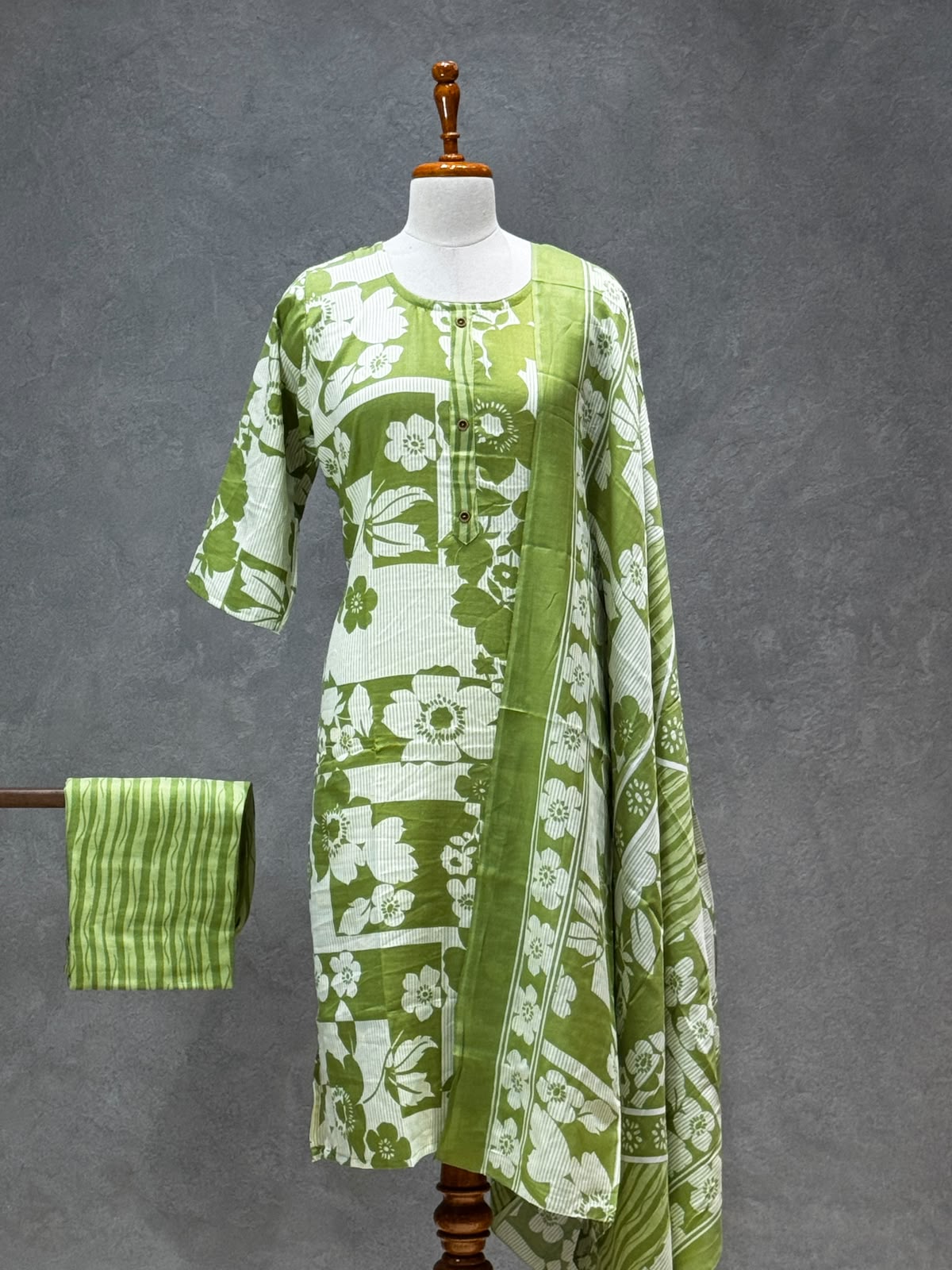 SALWAR SET - GREEN