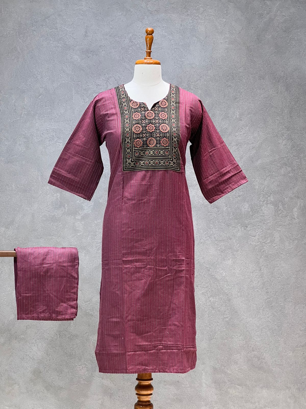 KANTHA KURTHI SET (DARK MAROON AJRAKH)