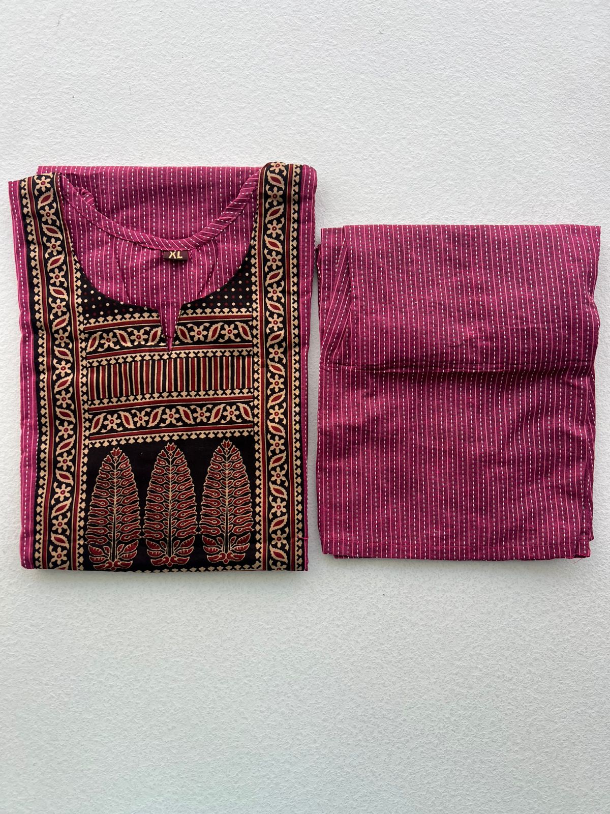 KANTHA KURTHI SET (PINKISH LEAF)