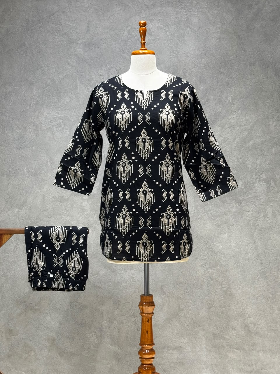 BLACK & GREY GEOMETRIC PRINT COTTON CO-ORD SET