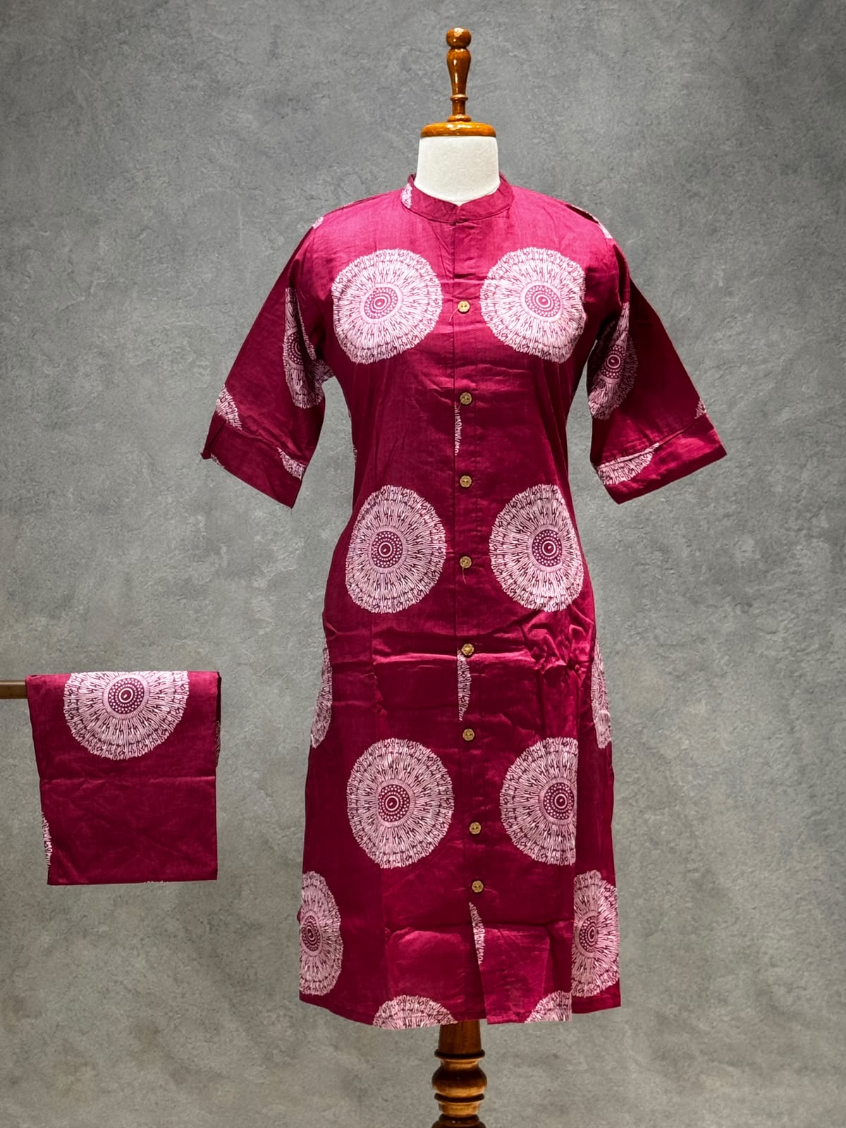 AMARANTH PRINTED COTTON BLEND KURTI SET