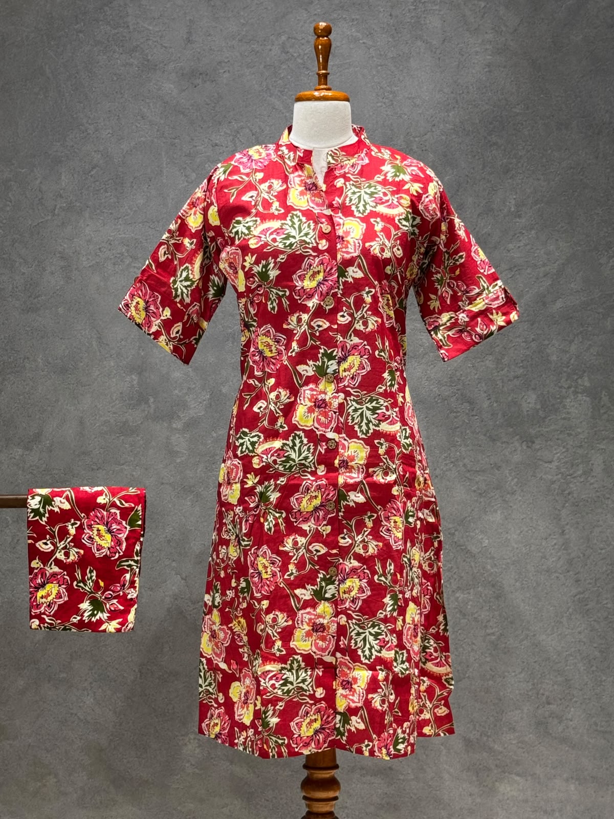 CHERRY RED FLORAL PRINTED COTTON BLEND KURTI SET