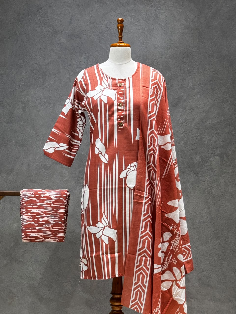 RUST RED FLORAL STRIPED PRINTED COTTON-BLEND SALWAR SET