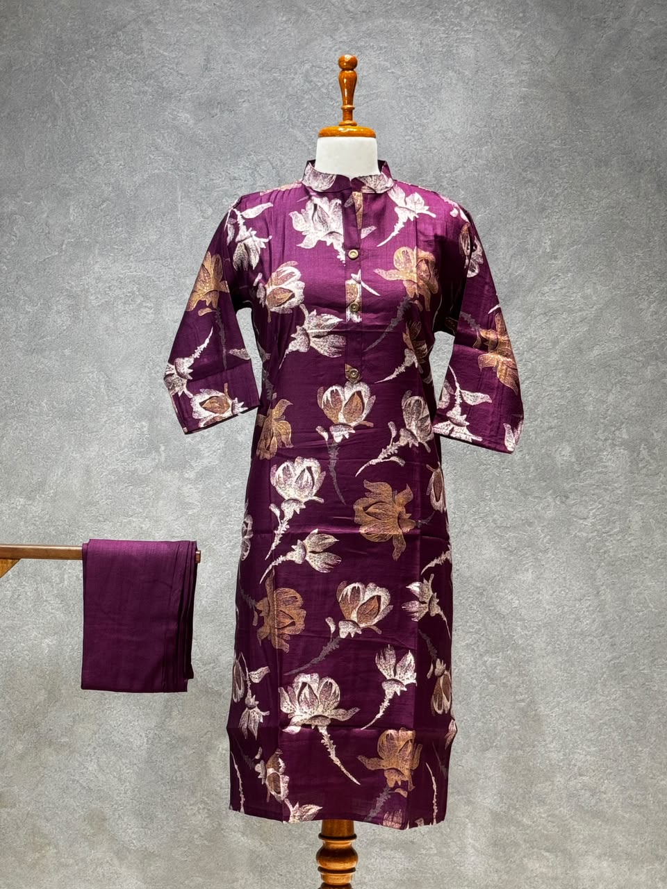 PLUM FLORAL PRINTED VATICAN SILK KURTI SET