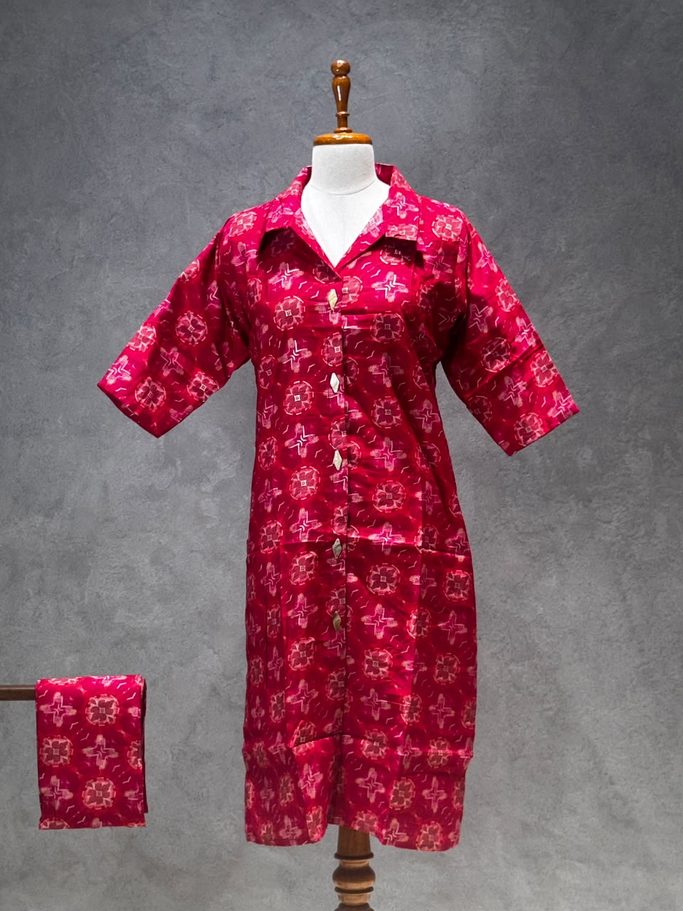 RASPBERRY BLOOM PRINTED LONG KURTI