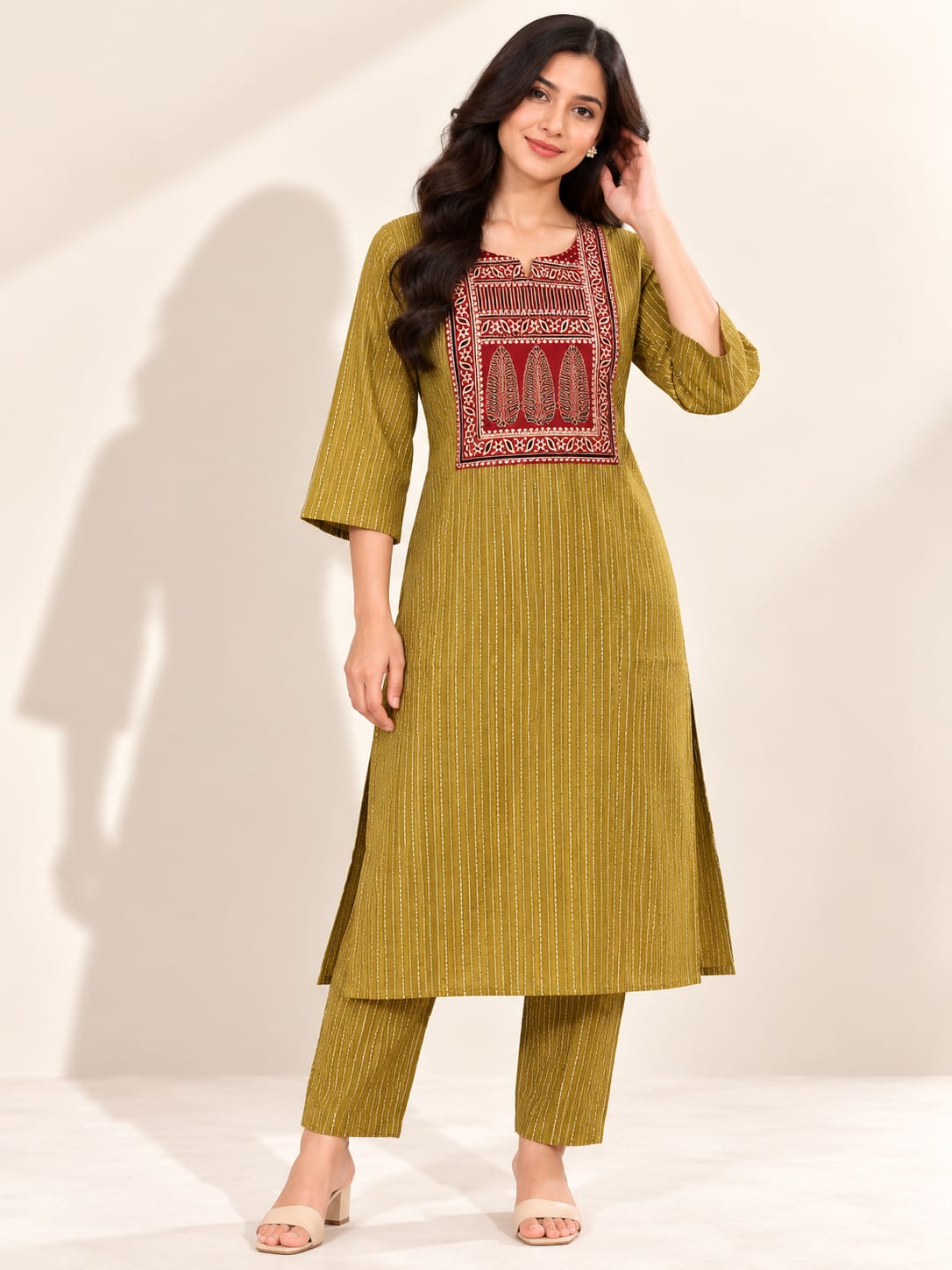 KANTHA KURTHI SET (MUSTARD LEAF)