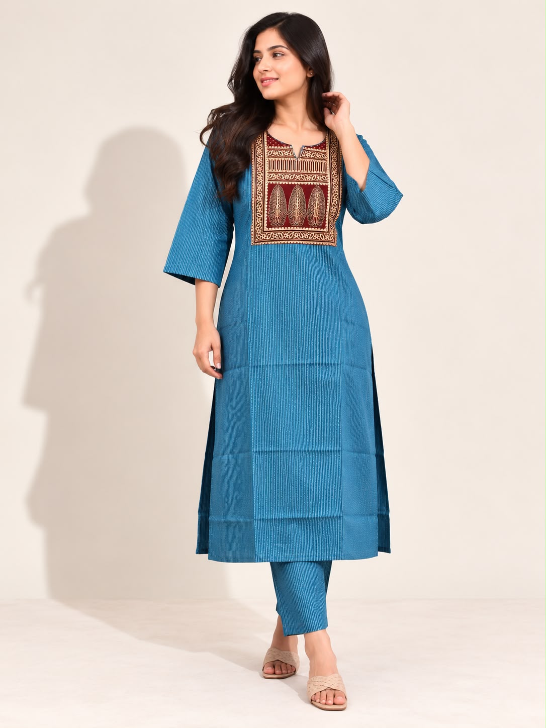 KANTHA KURTHI SET (SKY BLUE LEAF)
