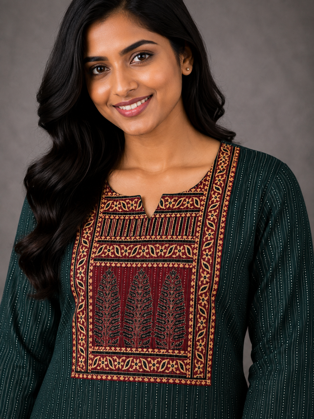 KANTHA KURTHI SET (GREEN LEAF)