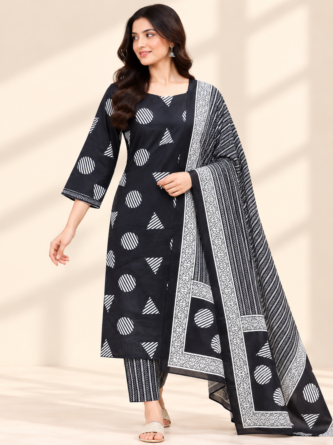 MONOCHROME MUSE SALWAR SET